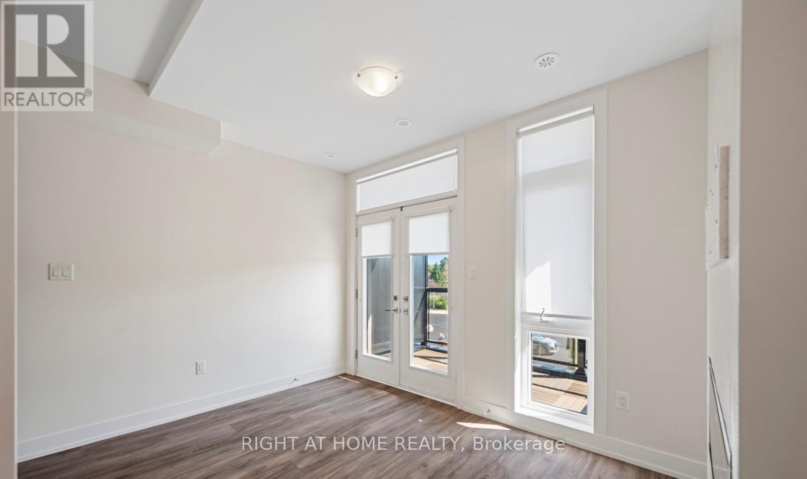 8 - 12860 Yonge Street, Richmond Hill, Ontario  L4E 1J4 - Photo 9 - N12846836