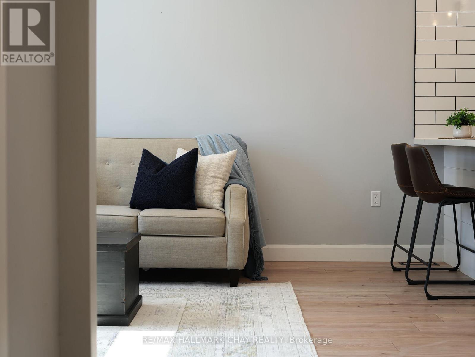 200 Bowerman Boulevard, New Tecumseth, Ontario  L9R 1N7 - Photo 10 - N12846854