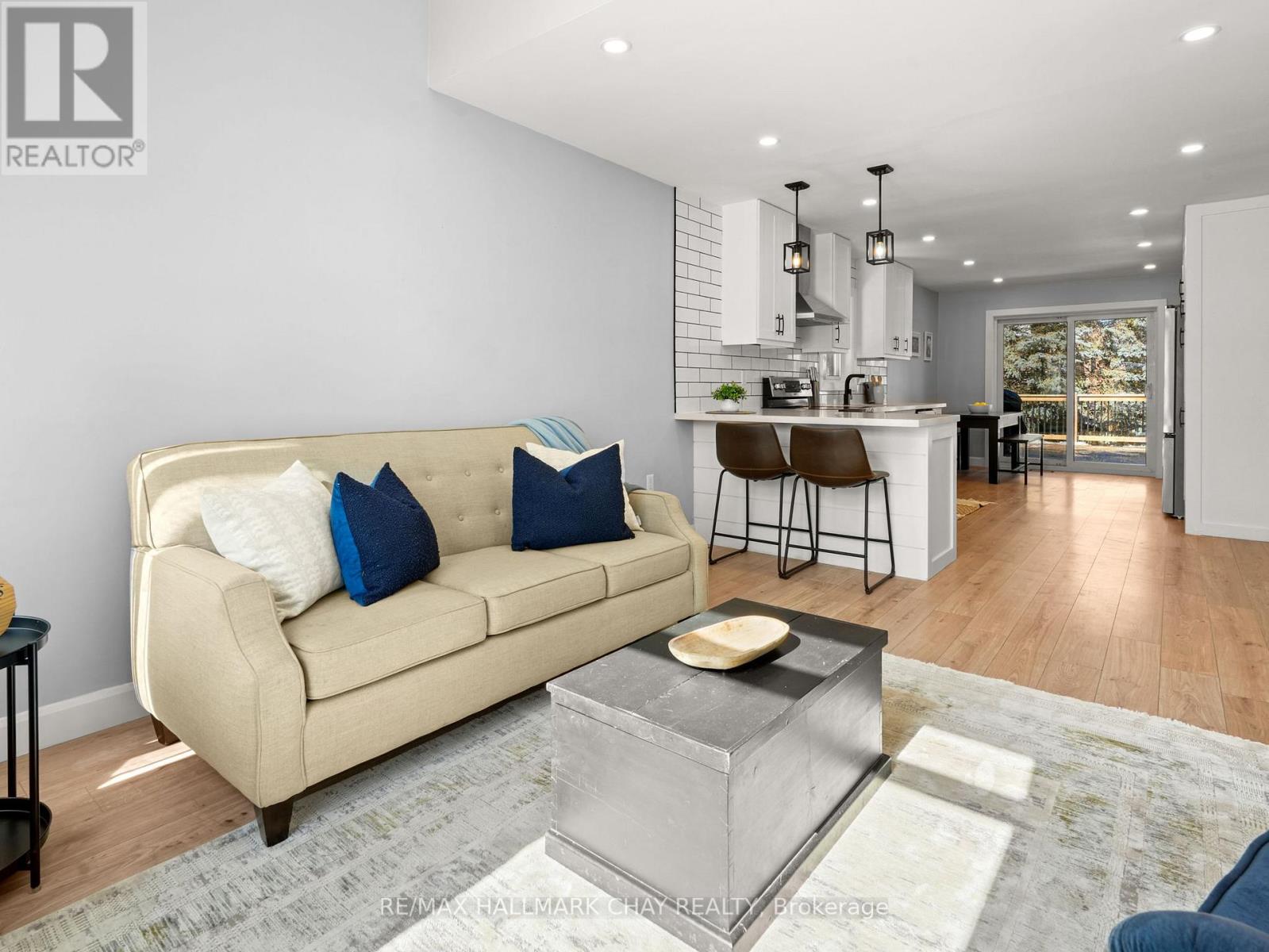 200 Bowerman Boulevard, New Tecumseth, Ontario  L9R 1N7 - Photo 11 - N12846854