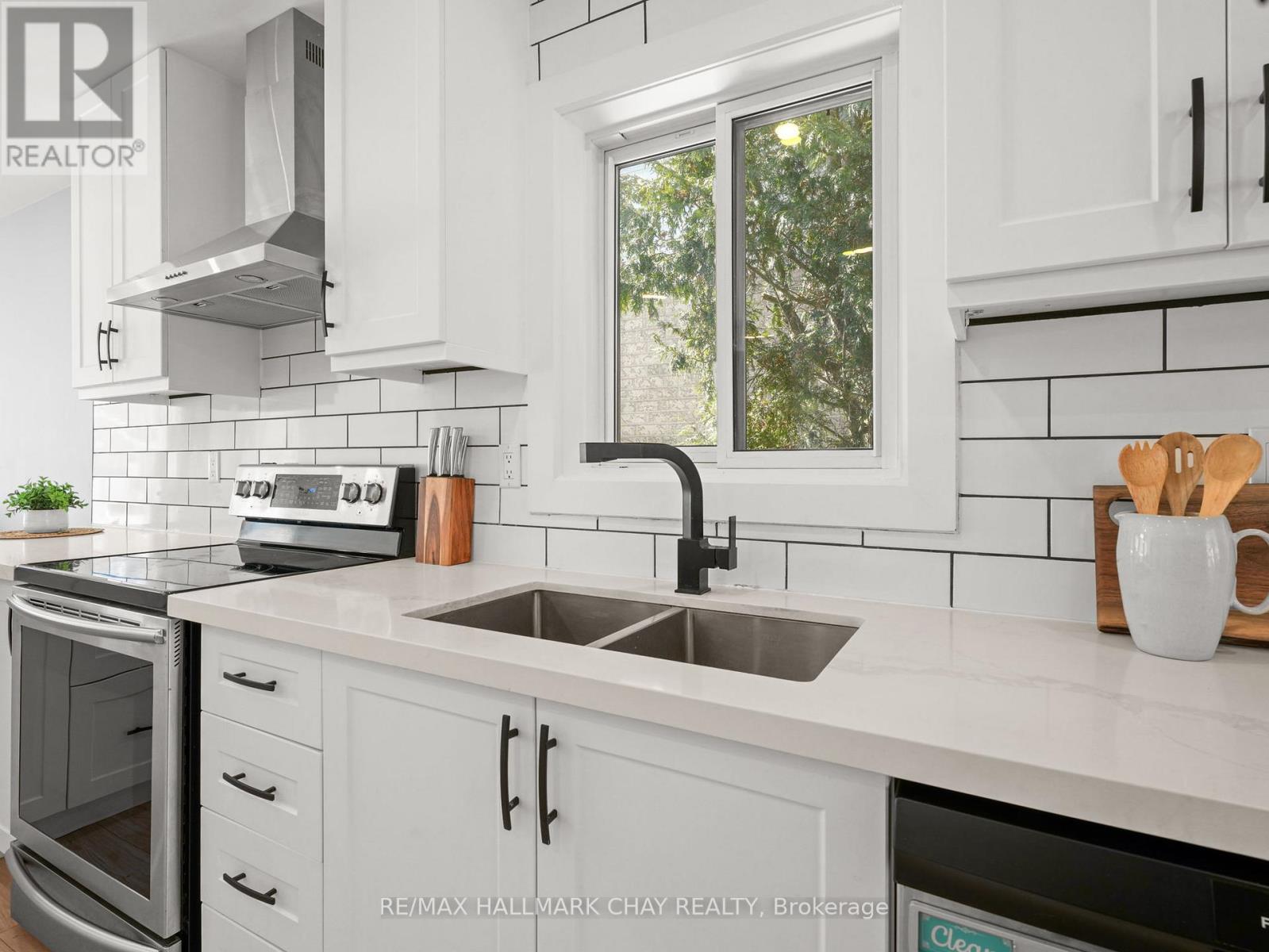 200 Bowerman Boulevard, New Tecumseth, Ontario  L9R 1N7 - Photo 18 - N12846854