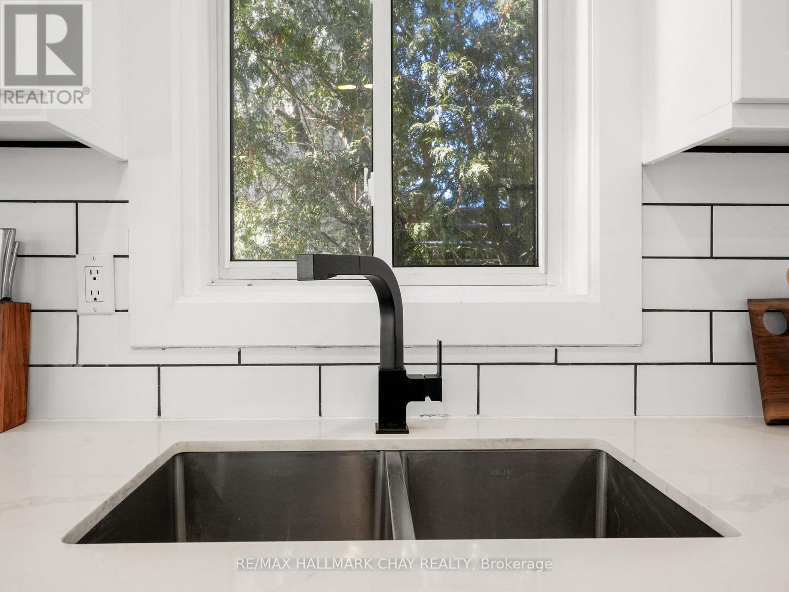 200 Bowerman Boulevard, New Tecumseth, Ontario  L9R 1N7 - Photo 19 - N12846854