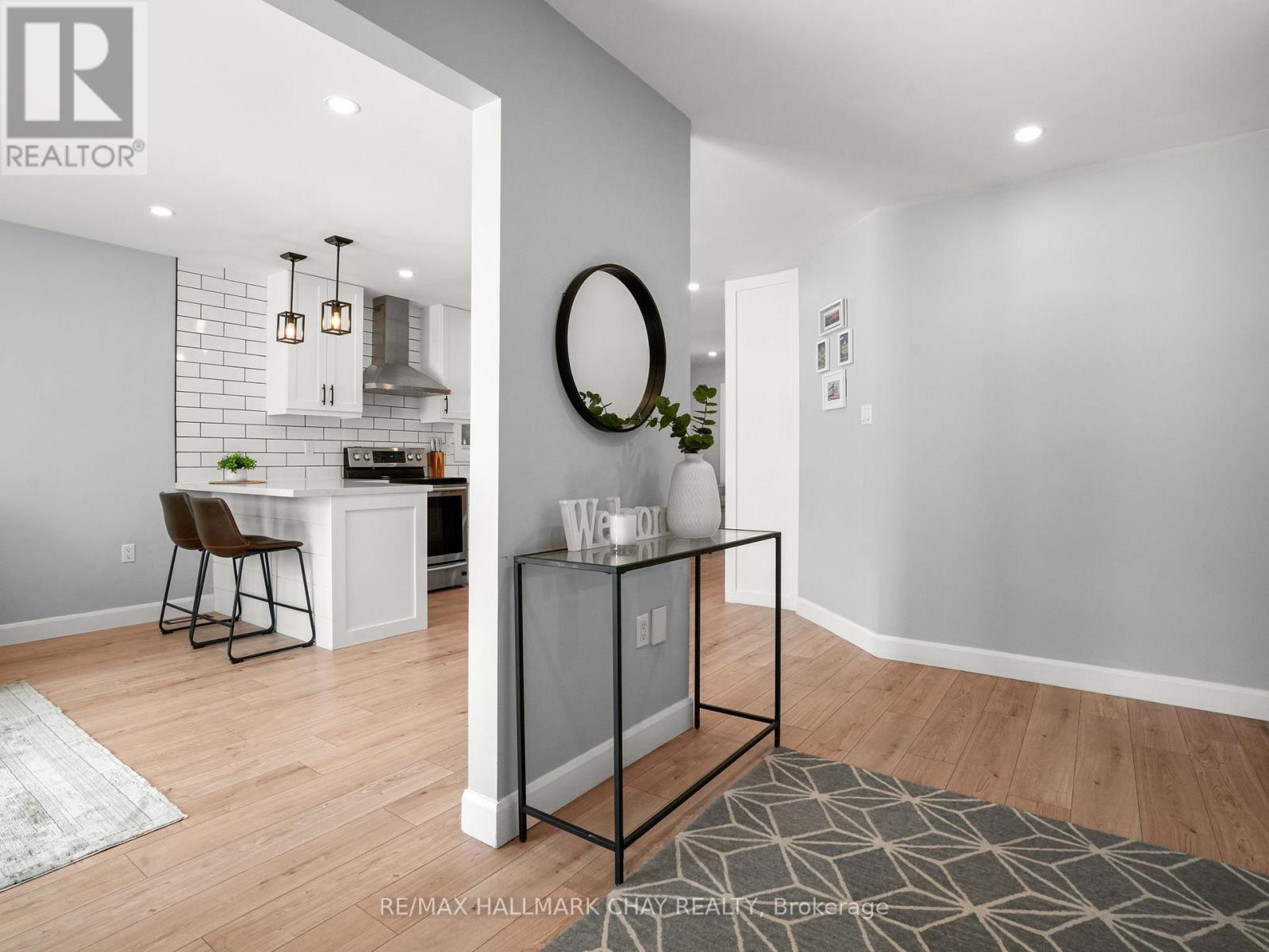 200 Bowerman Boulevard, New Tecumseth, Ontario  L9R 1N7 - Photo 5 - N12846854