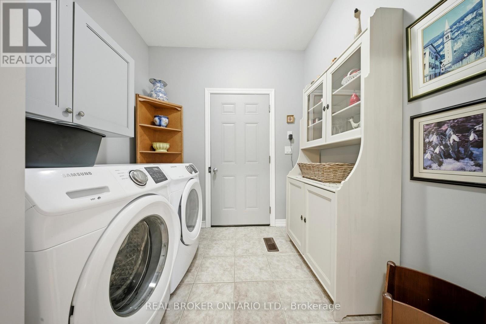 171 Gold Park Gate, Essa, Ontario  L3W 0B4 - Photo 27 - N12846862