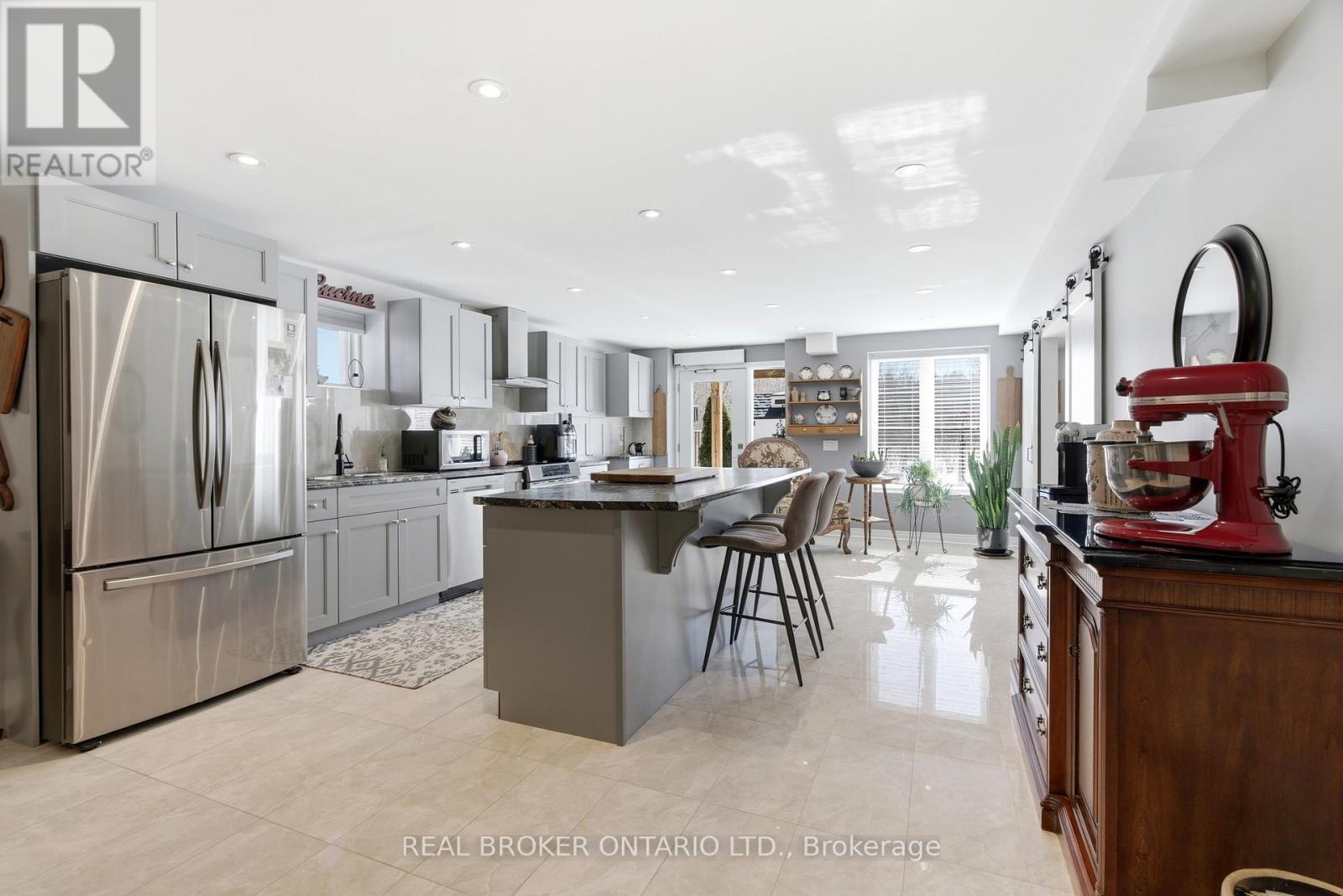 171 Gold Park Gate, Essa, Ontario  L3W 0B4 - Photo 31 - N12846862