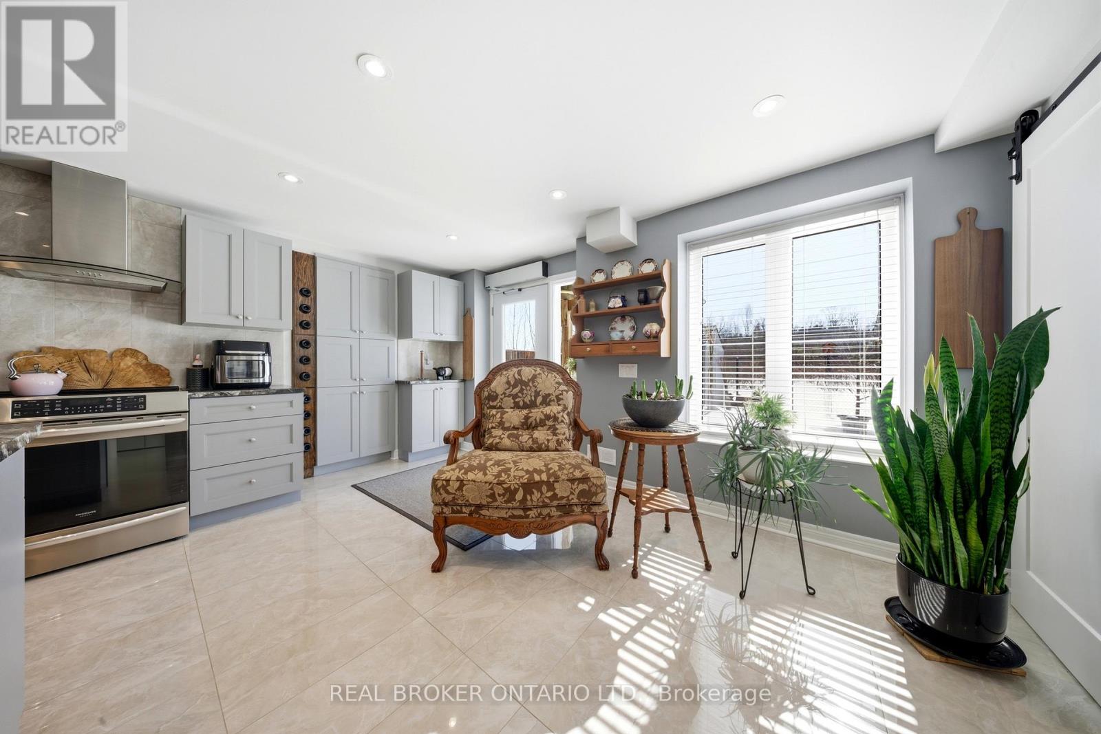 171 Gold Park Gate, Essa, Ontario  L3W 0B4 - Photo 35 - N12846862