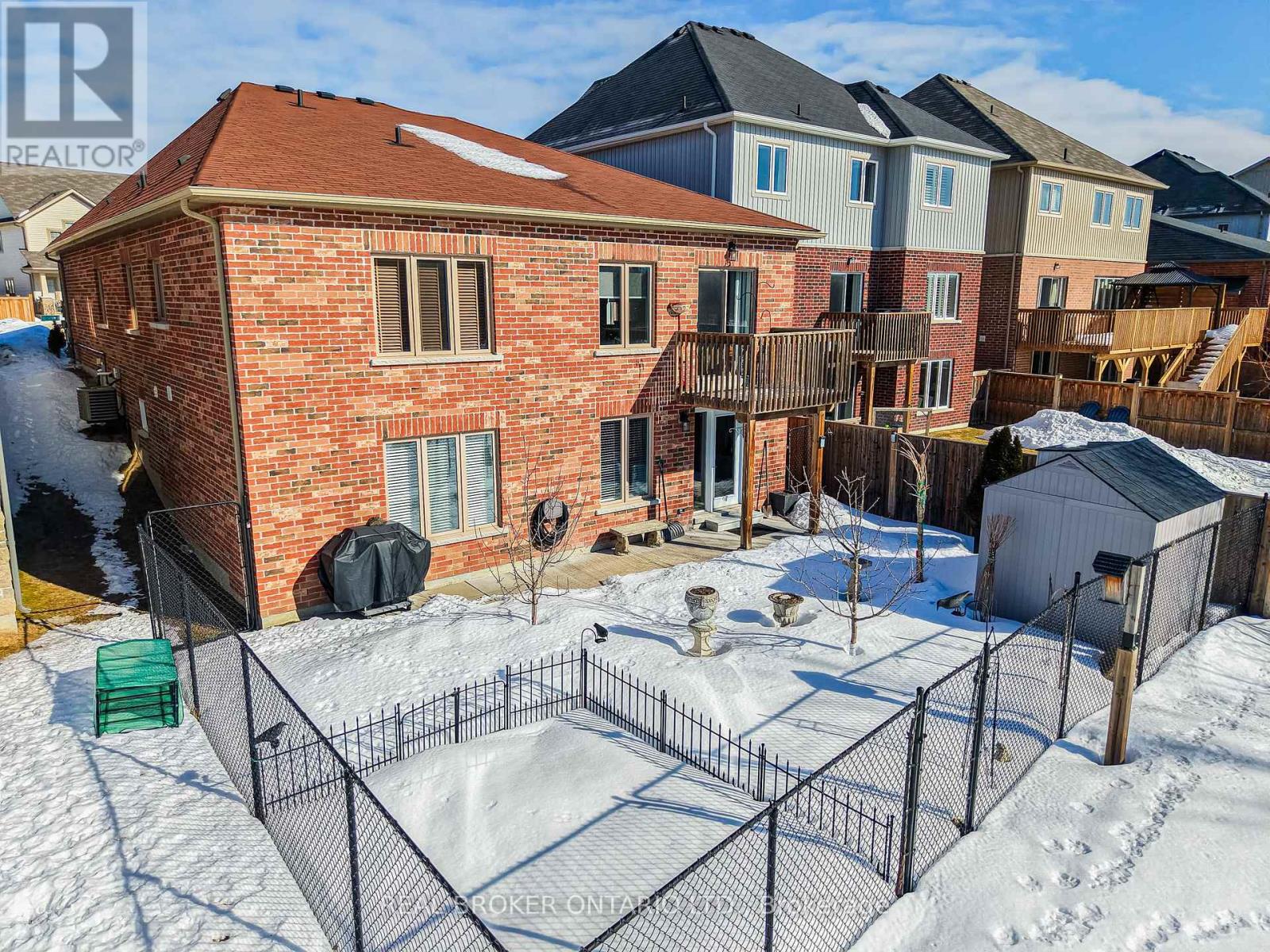 171 Gold Park Gate, Essa, Ontario  L3W 0B4 - Photo 43 - N12846862