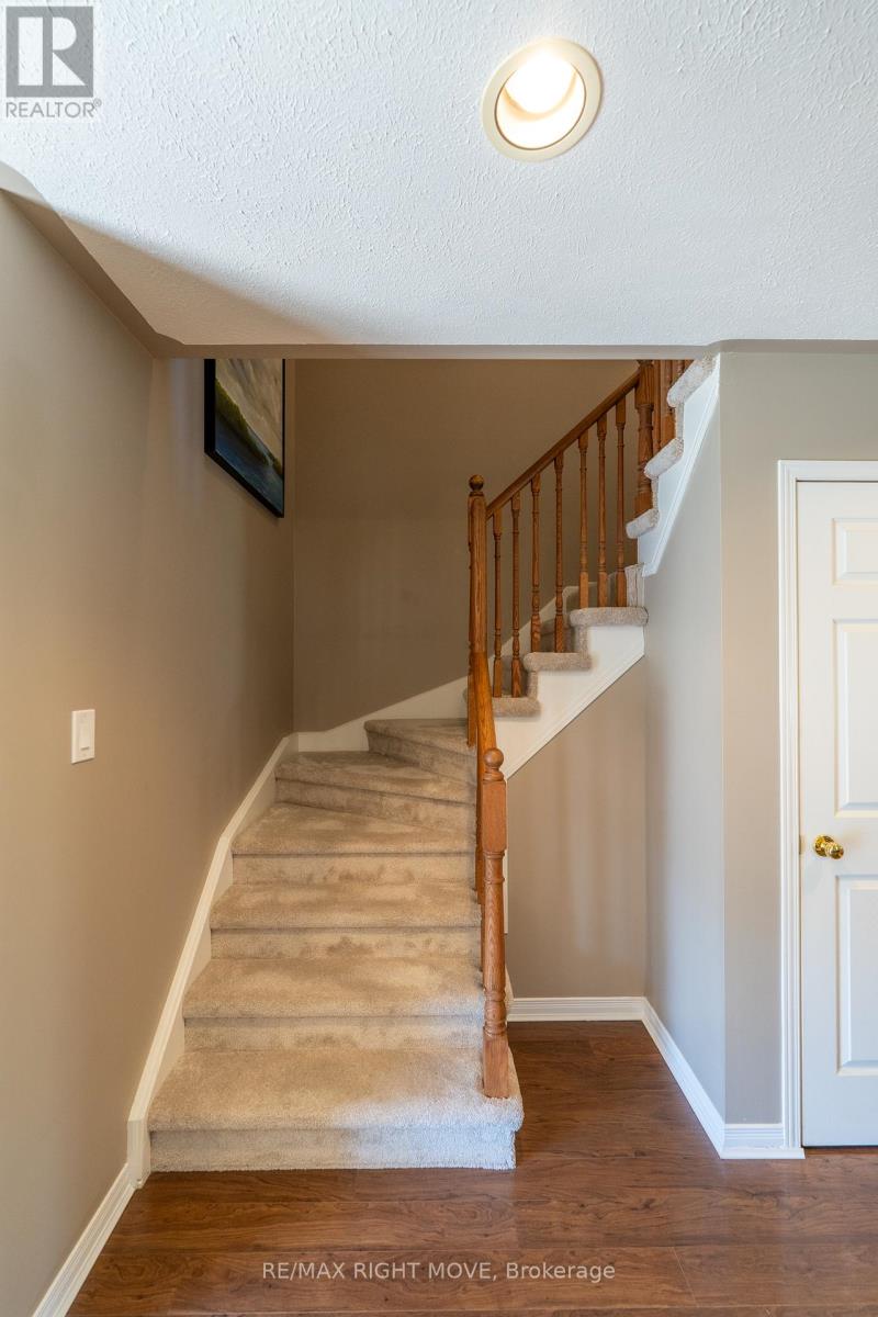 147 Julia Crescent, Orillia, Ontario  L3V 7X3 - Photo 17 - S12846840