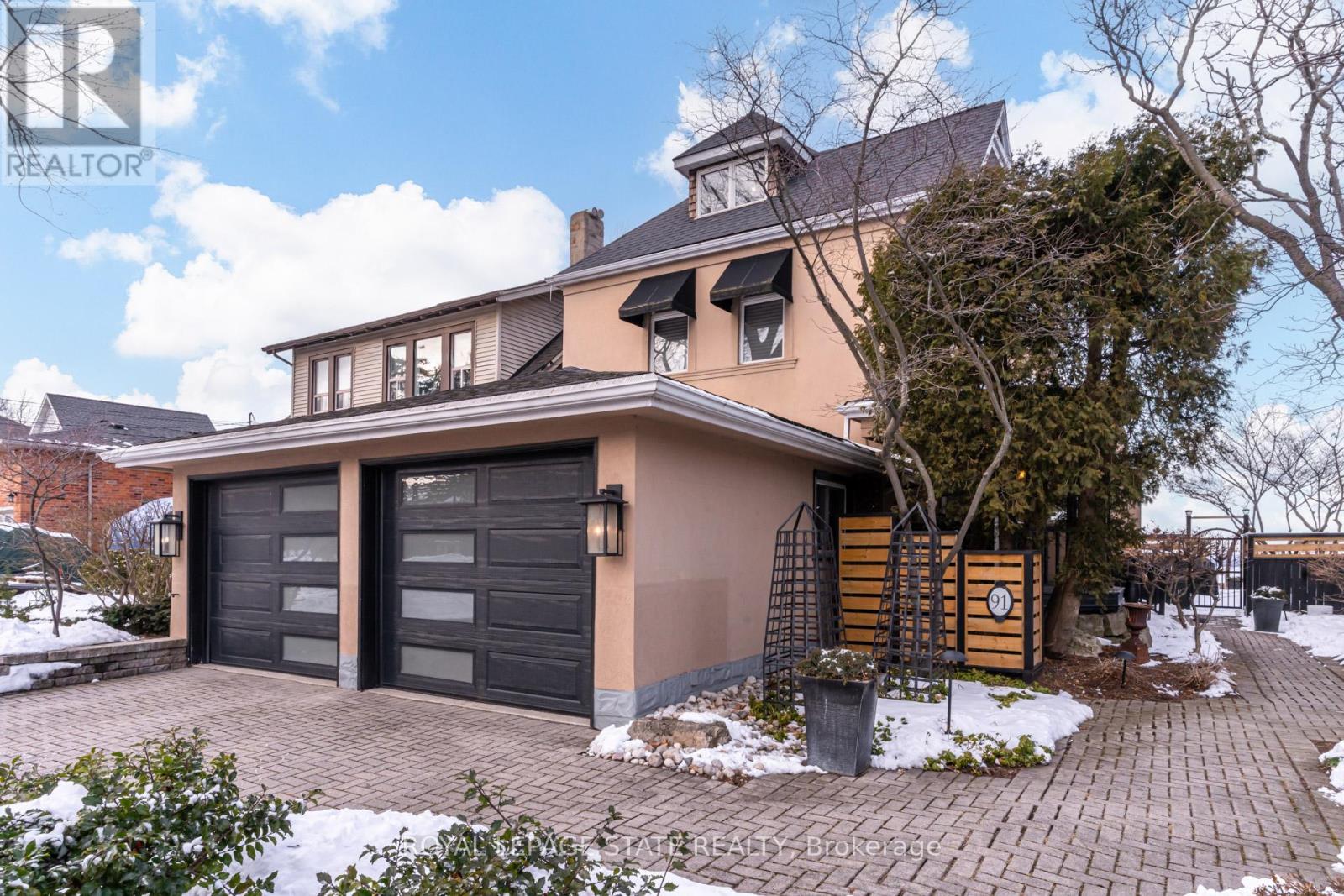 91 Mountain Park Avenue, Hamilton, Ontario  L9A 1A1 - Photo 2 - X12846604