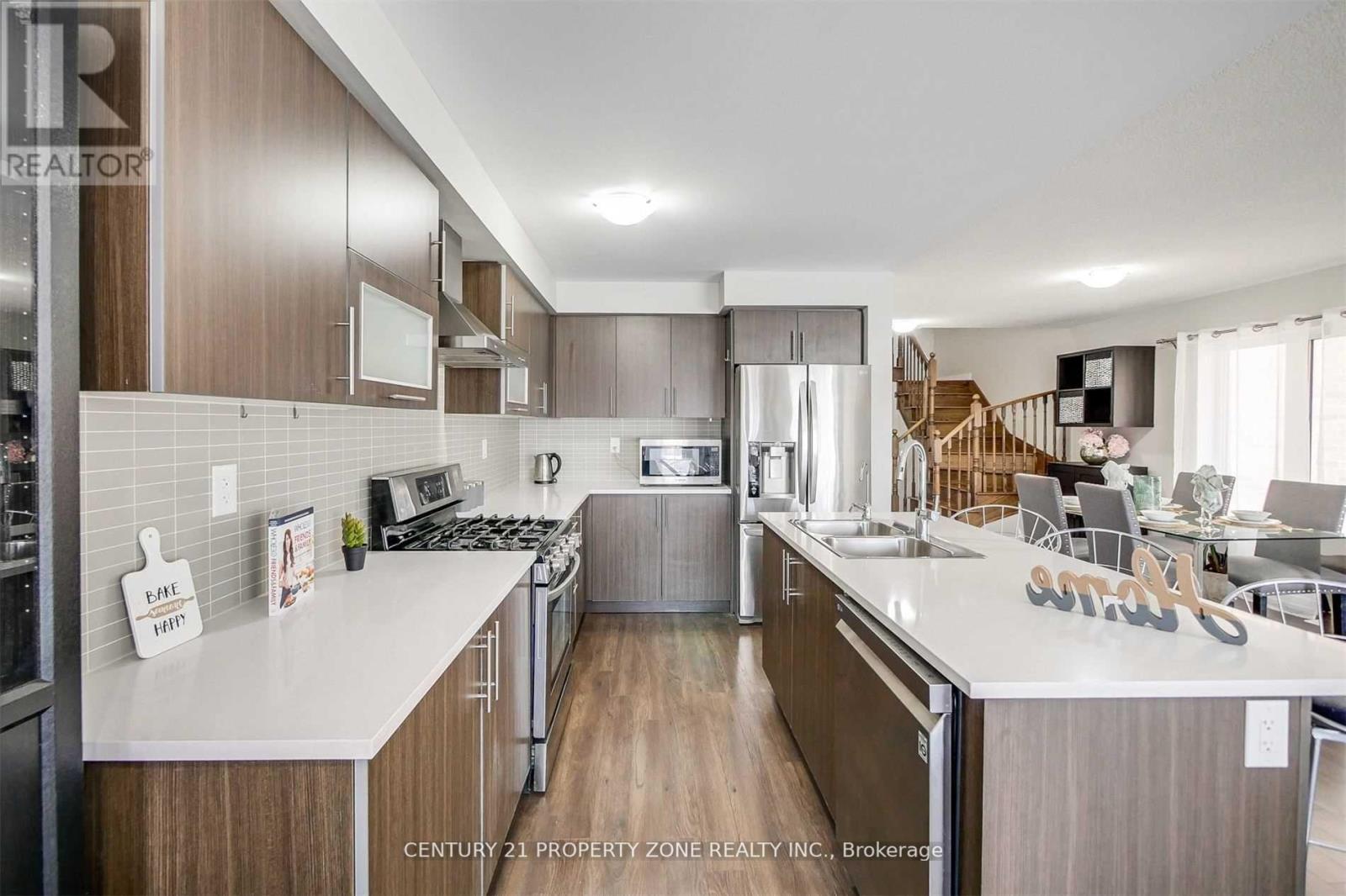 152 Golden Springs Drive, Brampton, Ontario  L7A 4N9 - Photo 15 - W12846790