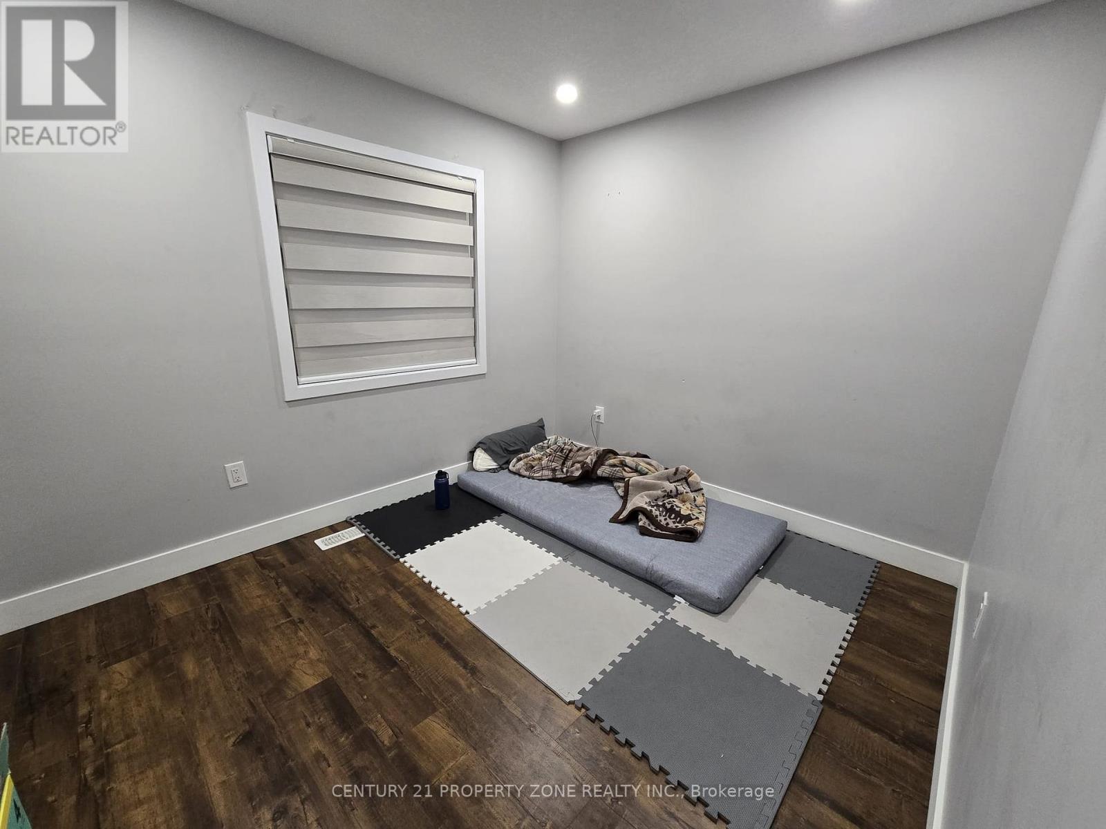 152 Golden Springs Drive, Brampton, Ontario  L7A 4N9 - Photo 22 - W12846790