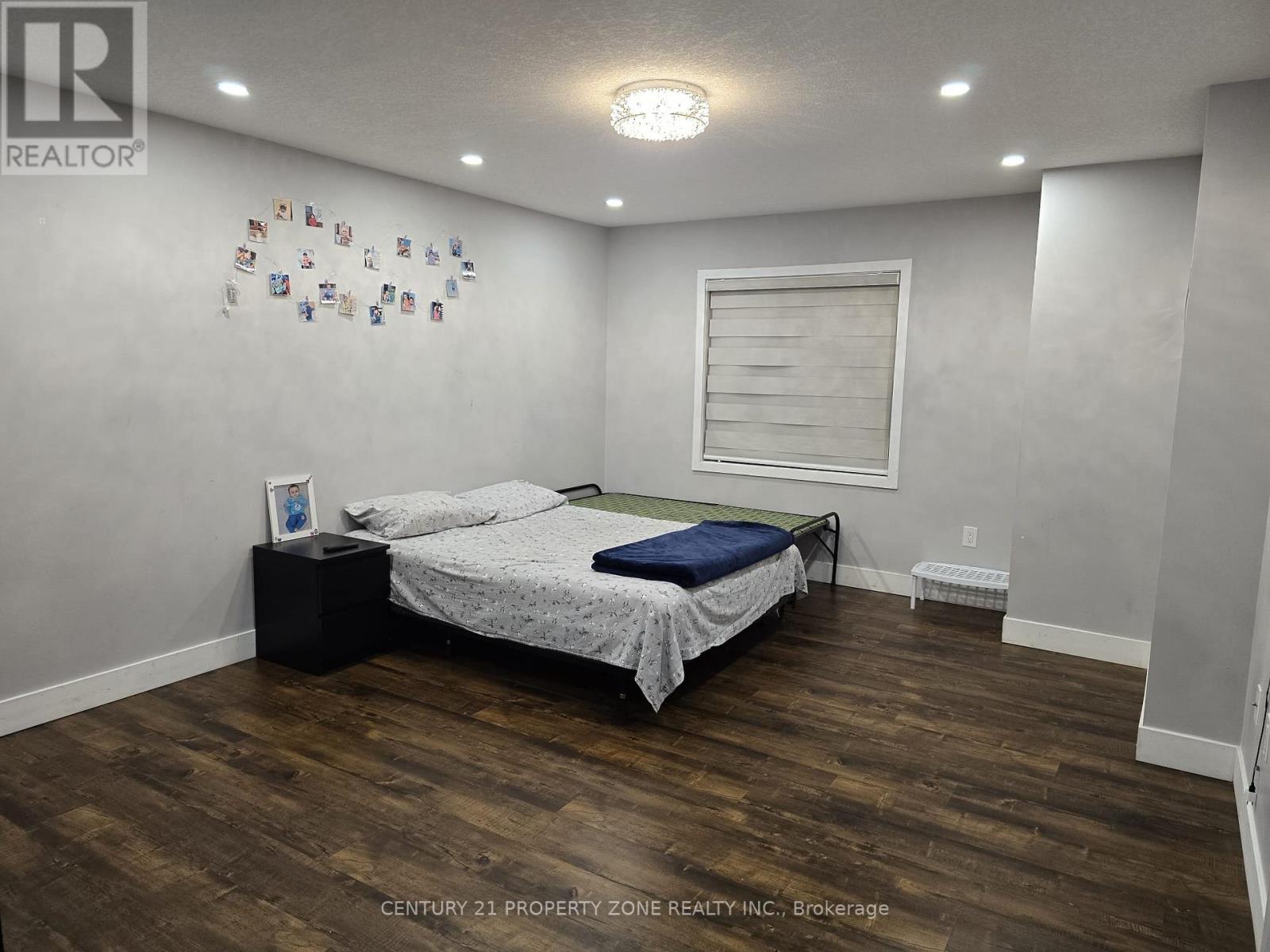 152 Golden Springs Drive, Brampton, Ontario  L7A 4N9 - Photo 23 - W12846790