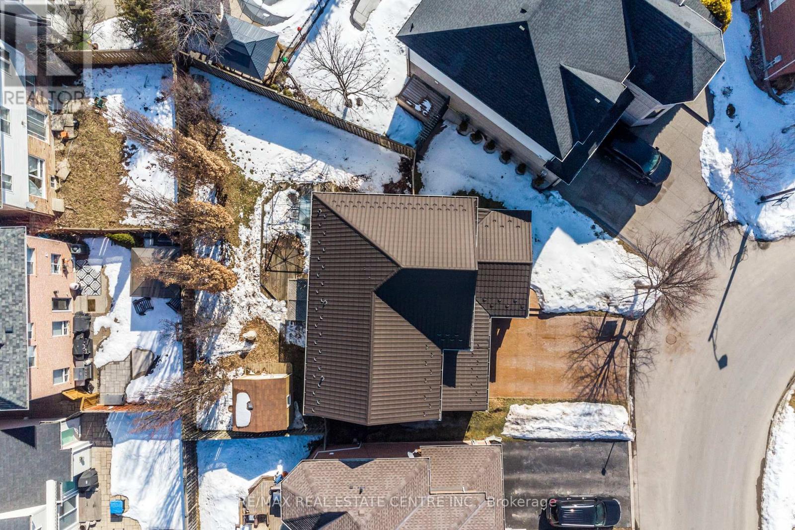 971 Lancaster Boulevard, Milton, Ontario  L9T 6A2 - Photo 38 - W12846798