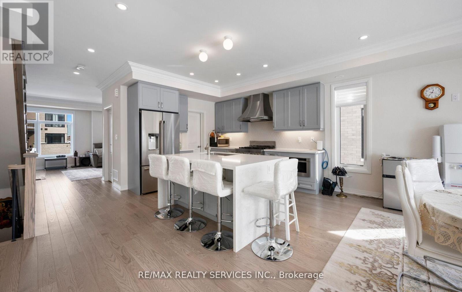 32 Bonnington Drive, Brampton, Ontario  L7A 5M1 - Photo 13 - W12846800