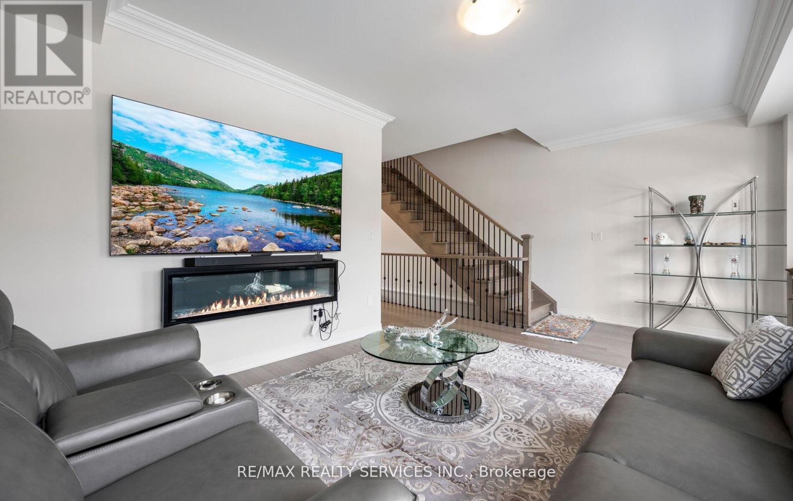 32 Bonnington Drive, Brampton, Ontario  L7A 5M1 - Photo 26 - W12846800