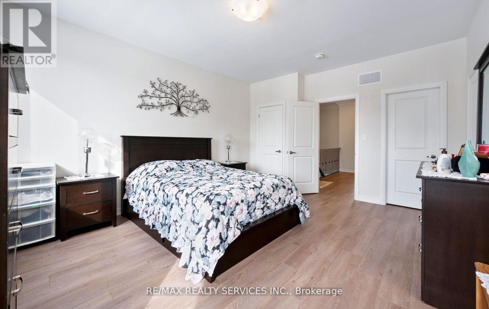 32 Bonnington Drive, Brampton, Ontario  L7A 5M1 - Photo 30 - W12846800