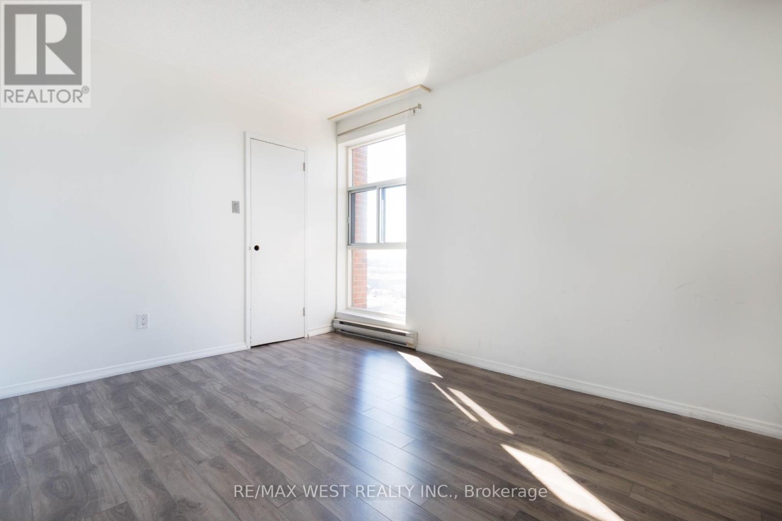 1503 - 3025 Queen Frederica Drive, Mississauga, Ontario  L4Y 3A1 - Photo 16 - W12846822