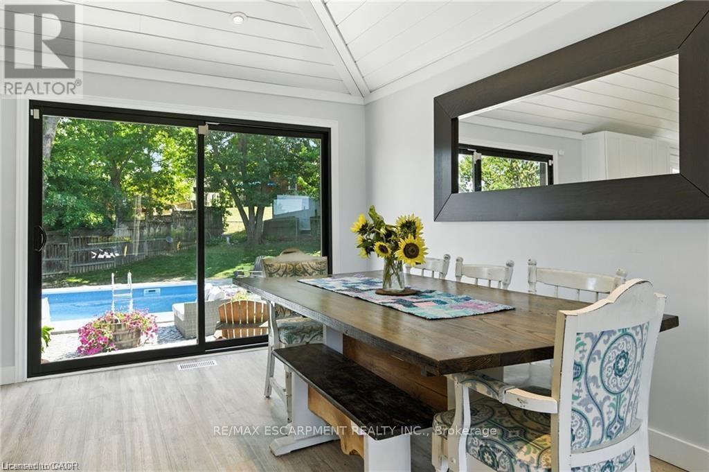 19 Wallace Place, Haldimand, Ontario  N3W 1G4 - Photo 10 - X12846852