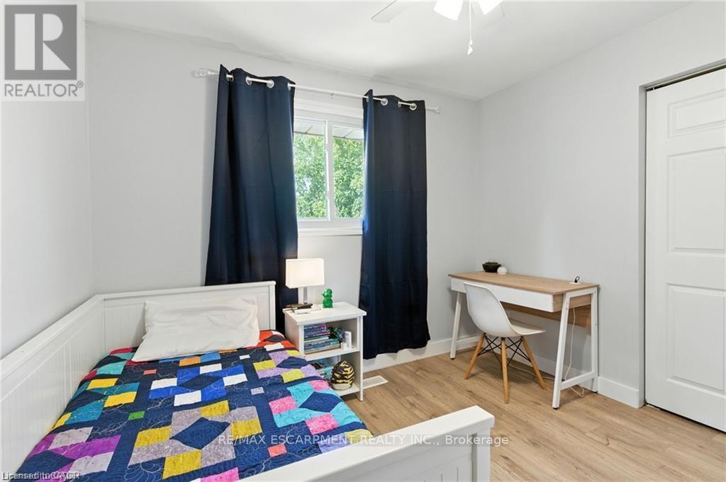 19 Wallace Place, Haldimand, Ontario  N3W 1G4 - Photo 21 - X12846852