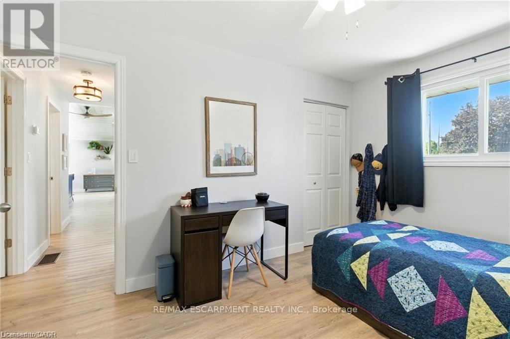 19 Wallace Place, Haldimand, Ontario  N3W 1G4 - Photo 24 - X12846852