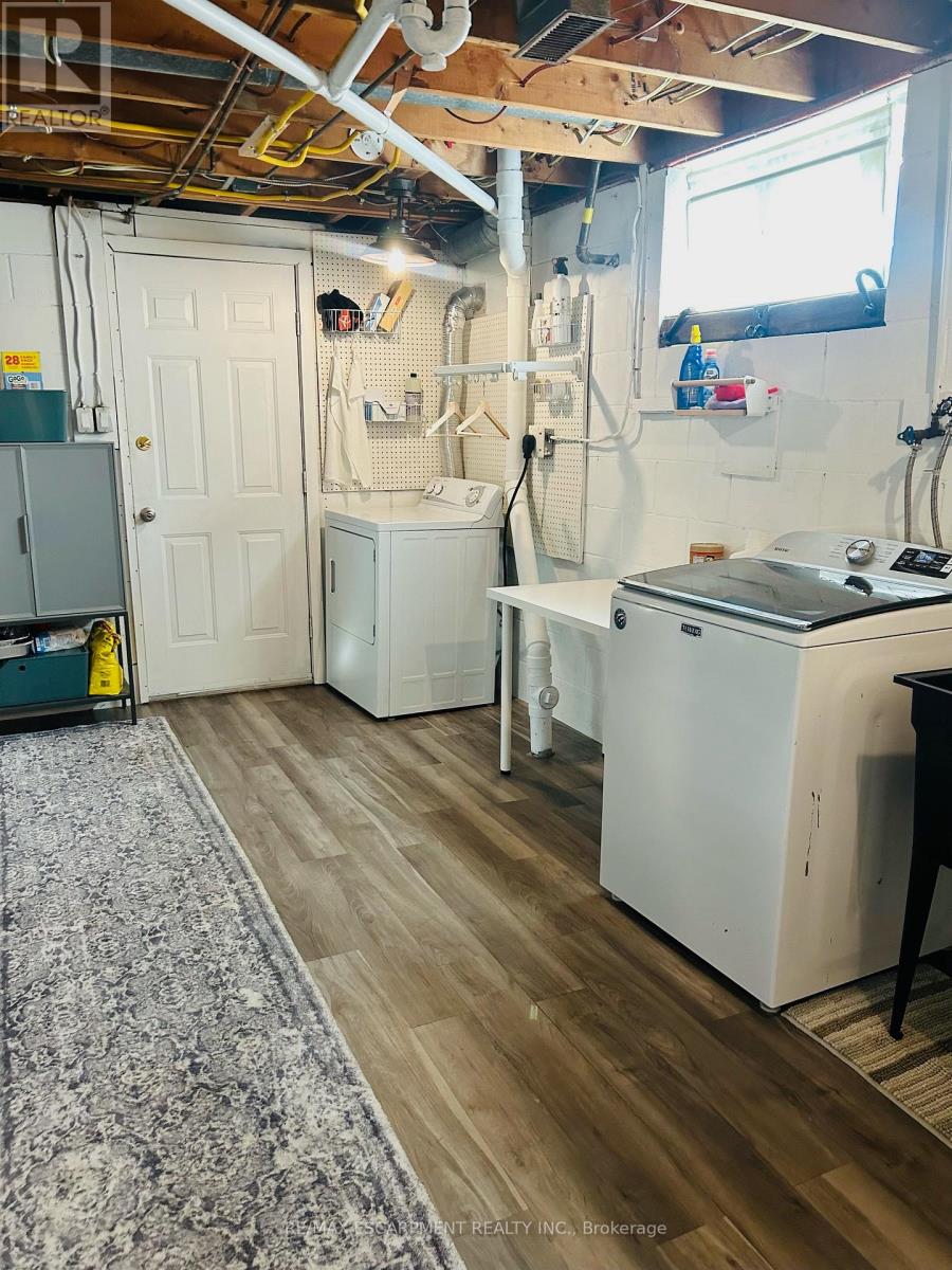 19 Wallace Place, Haldimand, Ontario  N3W 1G4 - Photo 36 - X12846852