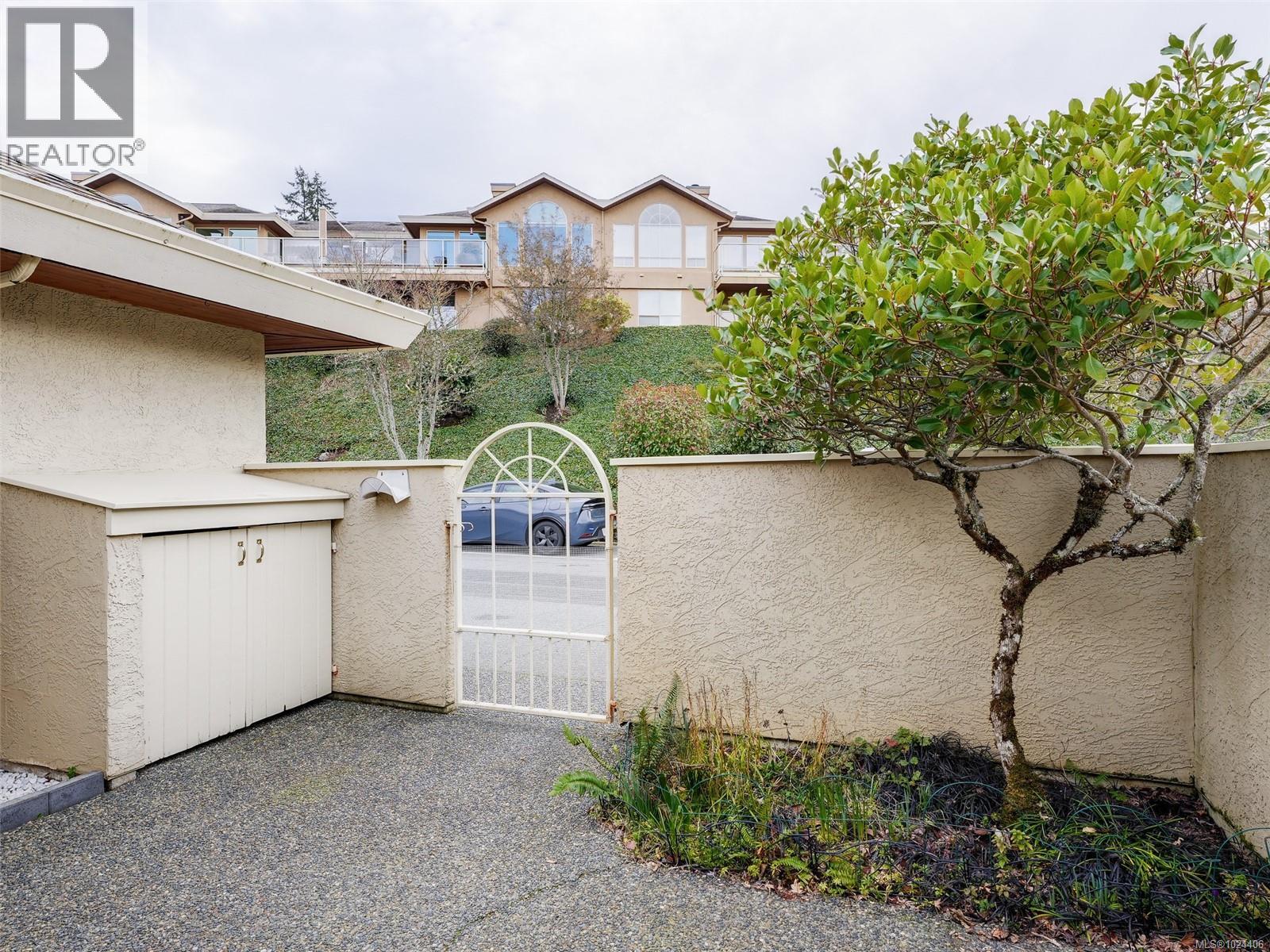 714 6880 Wallace Dr, Saanich, British Columbia  V8M 1N8 - Photo 29 - 1024406