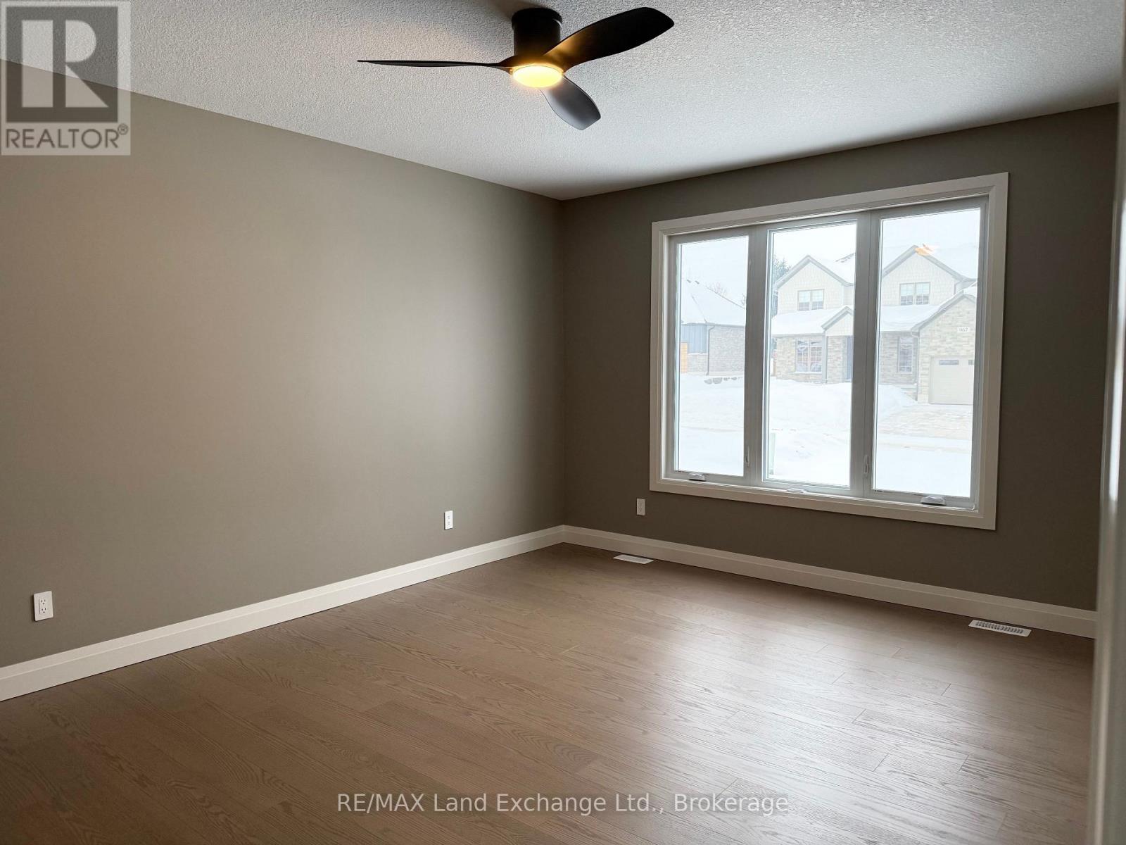 964 Bogdanovic Way, Huron-Kinloss, Ontario  N2Z 0H4 - Photo 13 - X12230628