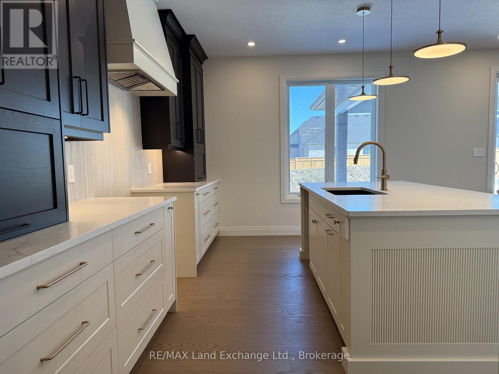 964 Bogdanovic Way, Huron-Kinloss, Ontario  N2Z 0H4 - Photo 5 - X12230628