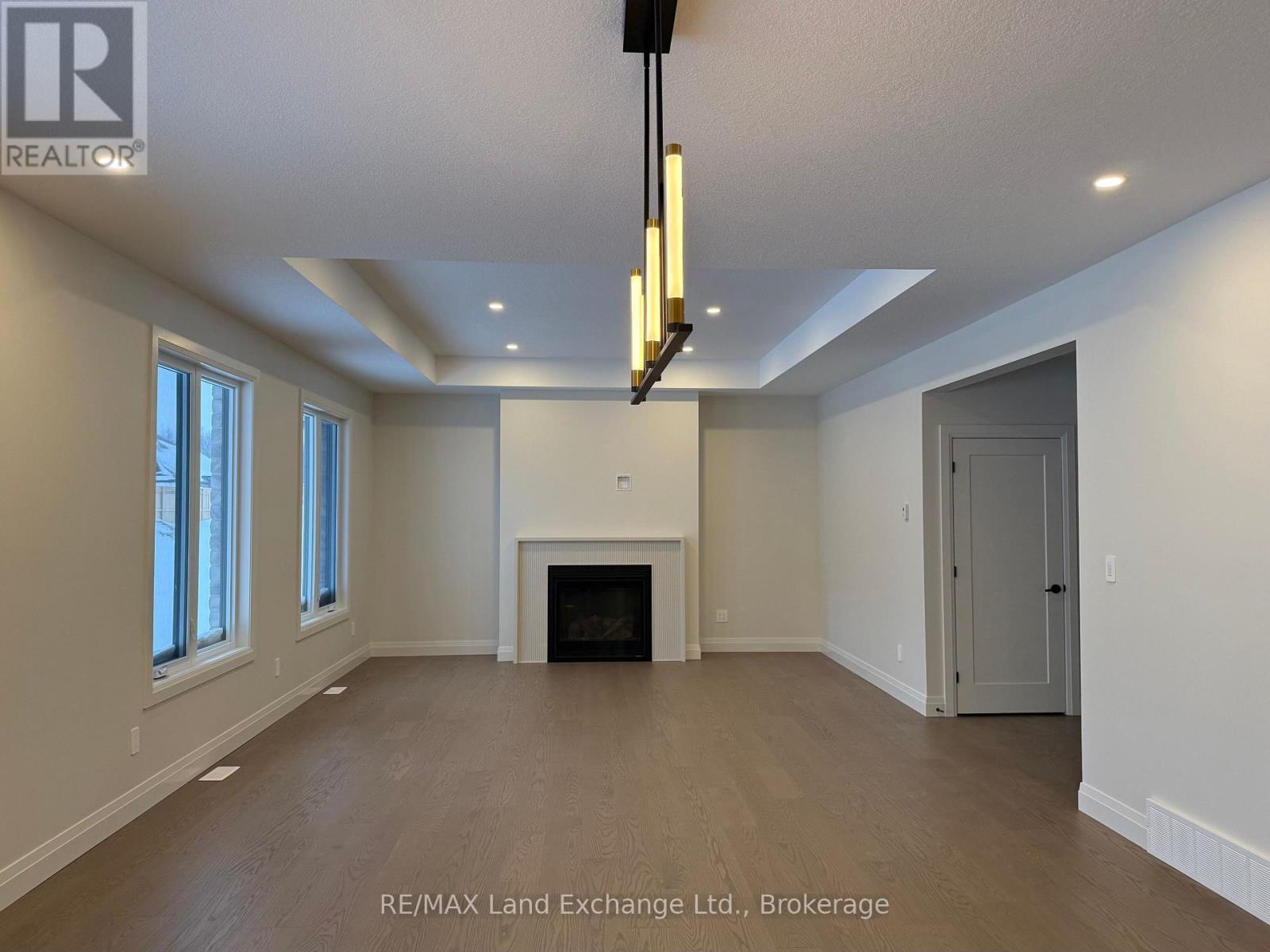 964 Bogdanovic Way, Huron-Kinloss, Ontario  N2Z 0H4 - Photo 8 - X12230628