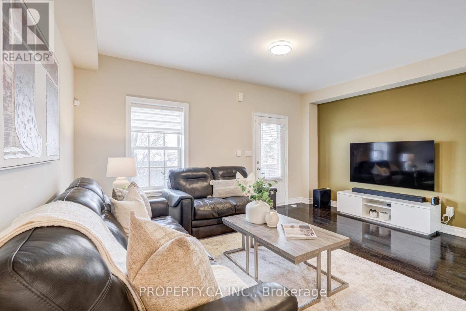 16 - 10060 Keele Street, Vaughan, Ontario  L6A 4V6 - Photo 4 - N12759728