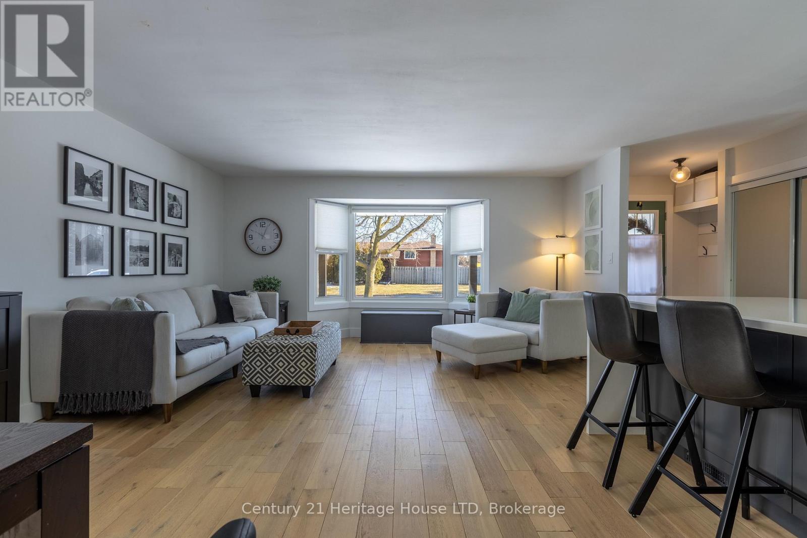 26 Royal Orchard Crescent, St. Catharines, Ontario  L2N 4E9 - Photo 8 - X12836740