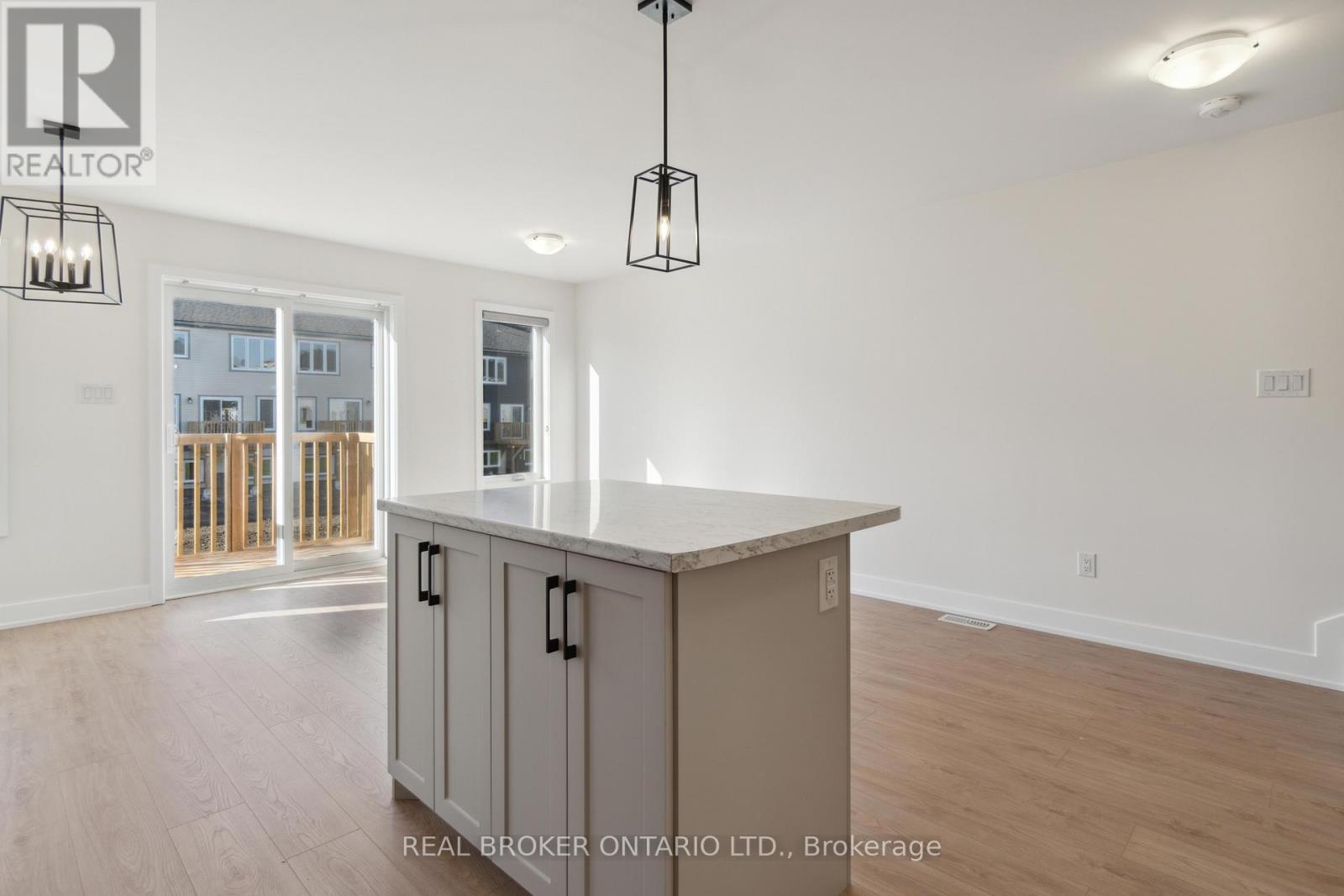 73 Staples Boulevard, Smiths Falls, Ontario  K7A 0B8 - Photo 11 - X12846878