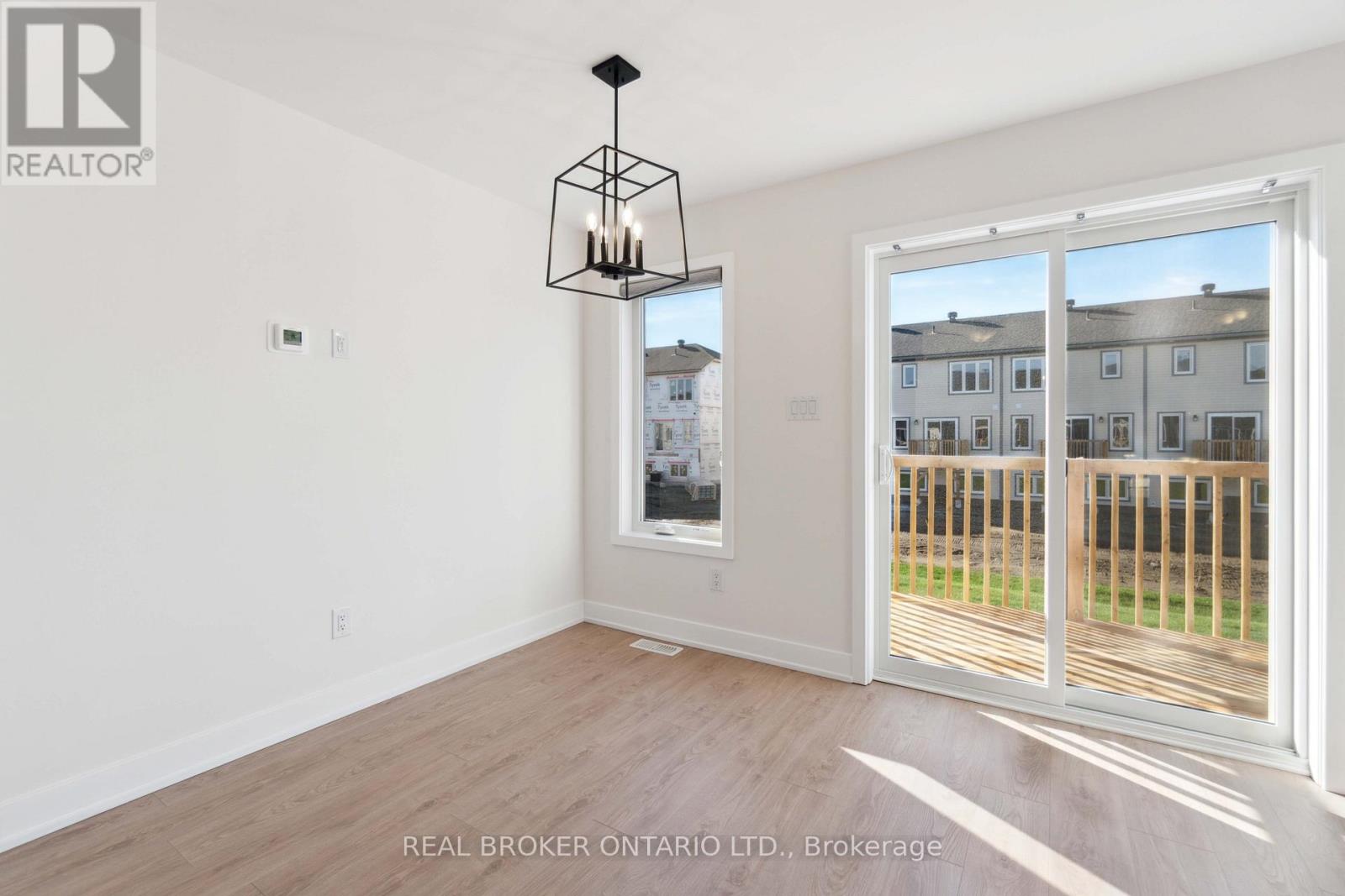 73 Staples Boulevard, Smiths Falls, Ontario  K7A 0B8 - Photo 13 - X12846878