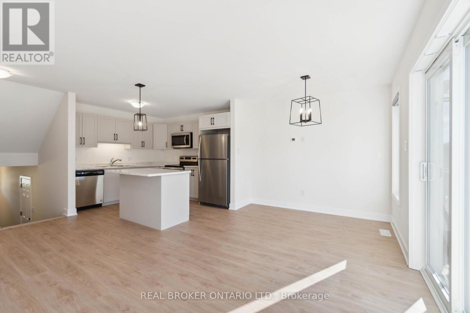 73 Staples Boulevard, Smiths Falls, Ontario  K7A 0B8 - Photo 7 - X12846878