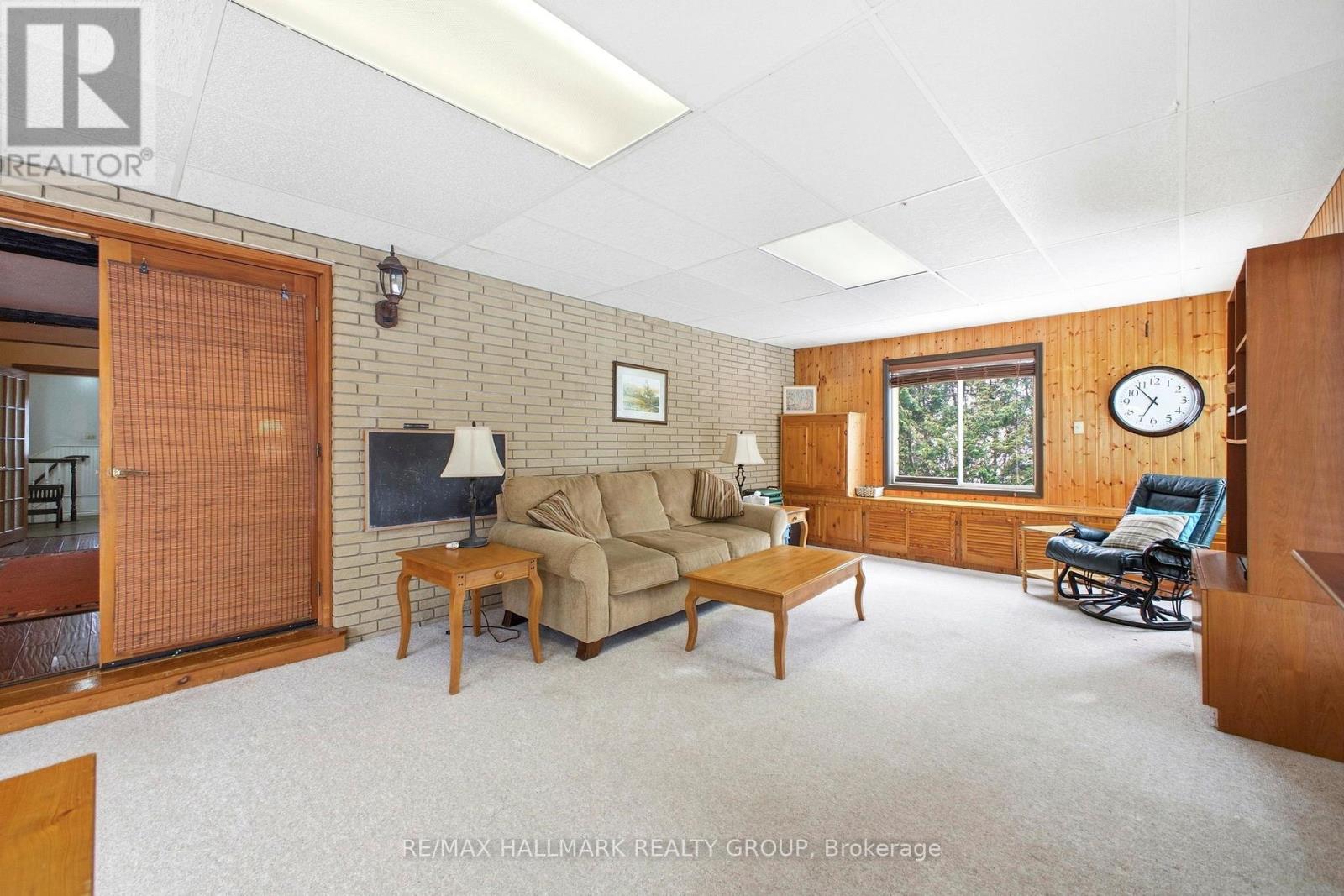 1572 Boyer Road, Ottawa, Ontario  K1C 1R1 - Photo 14 - X12846890