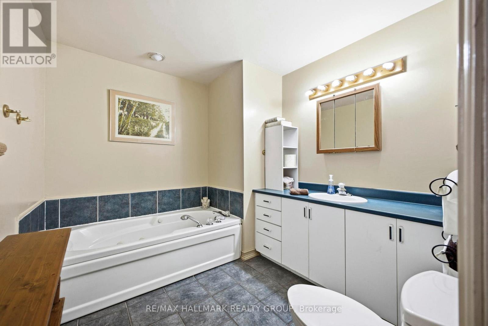 1572 Boyer Road, Ottawa, Ontario  K1C 1R1 - Photo 23 - X12846890