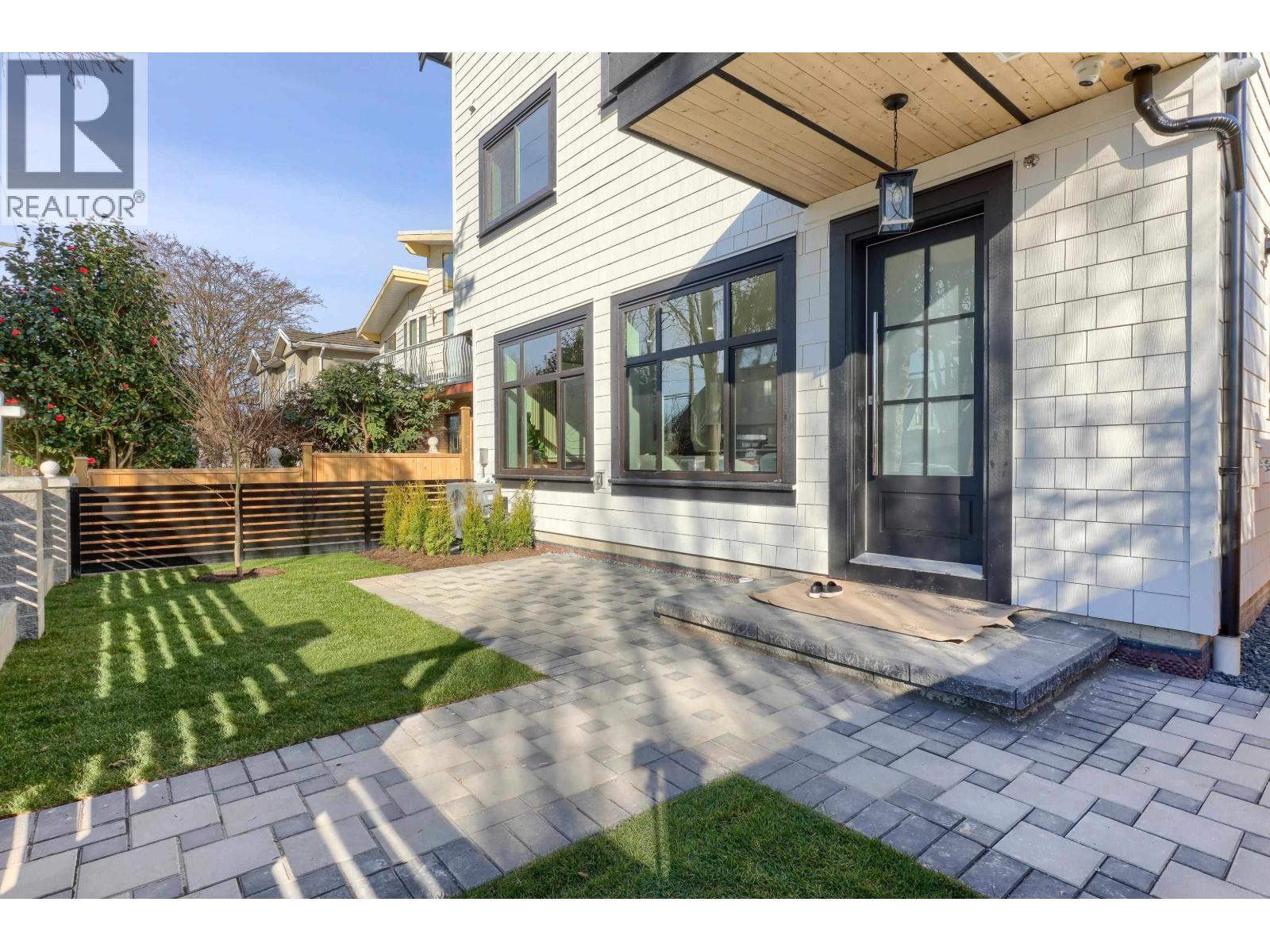 1 4742 ST. CATHERINE STREET, Vancouver, British Columbia