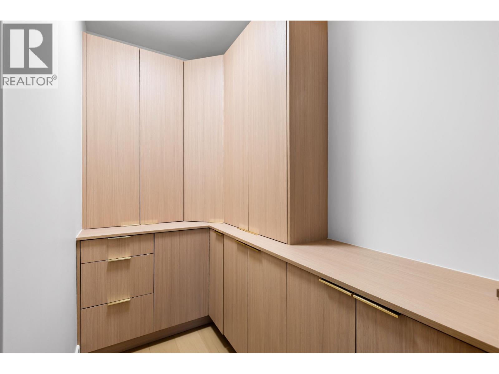 2 6070 Elgin Avenue, Burnaby, British Columbia  V5H 3S4 - Photo 11 - R3096376