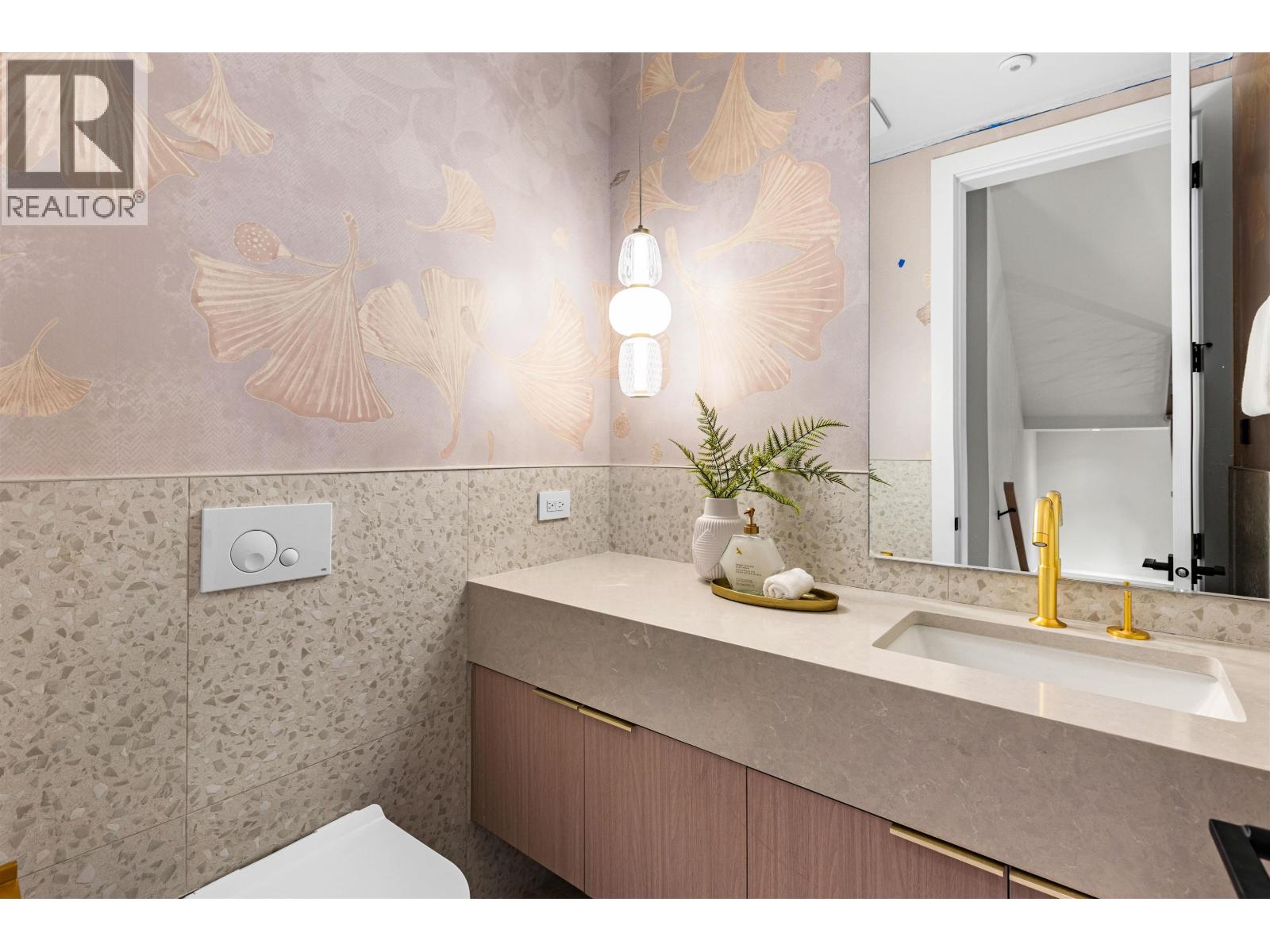 2 6070 Elgin Avenue, Burnaby, British Columbia  V5H 3S4 - Photo 15 - R3096376