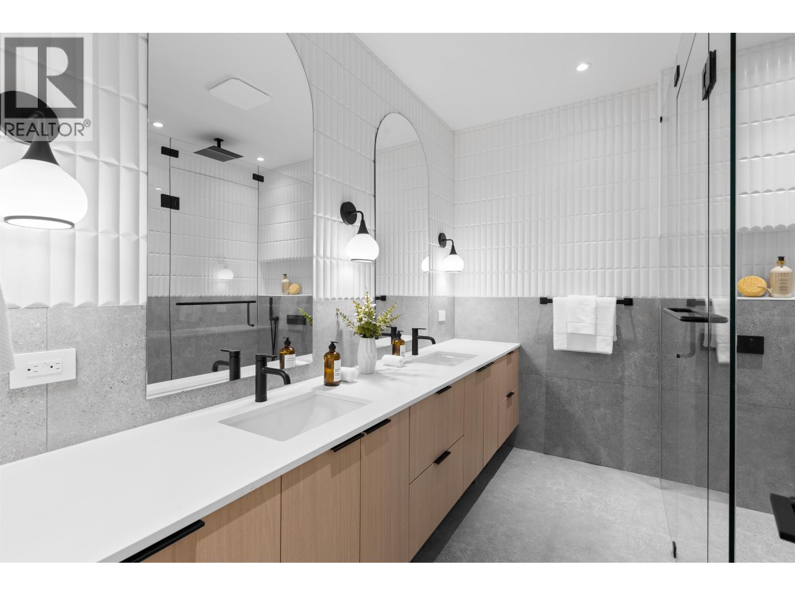 2 6070 Elgin Avenue, Burnaby, British Columbia  V5H 3S4 - Photo 18 - R3096376