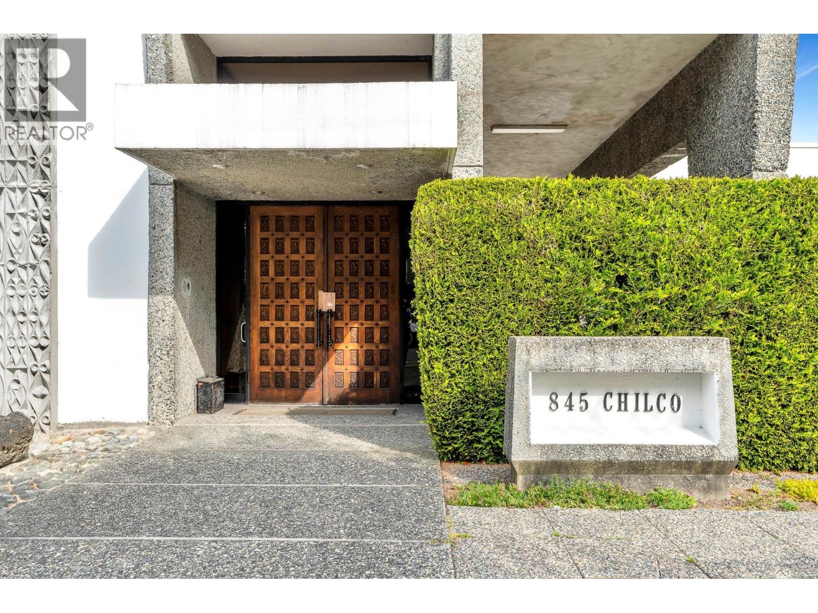 201 845 CHILCO STREET, Vancouver, British Columbia