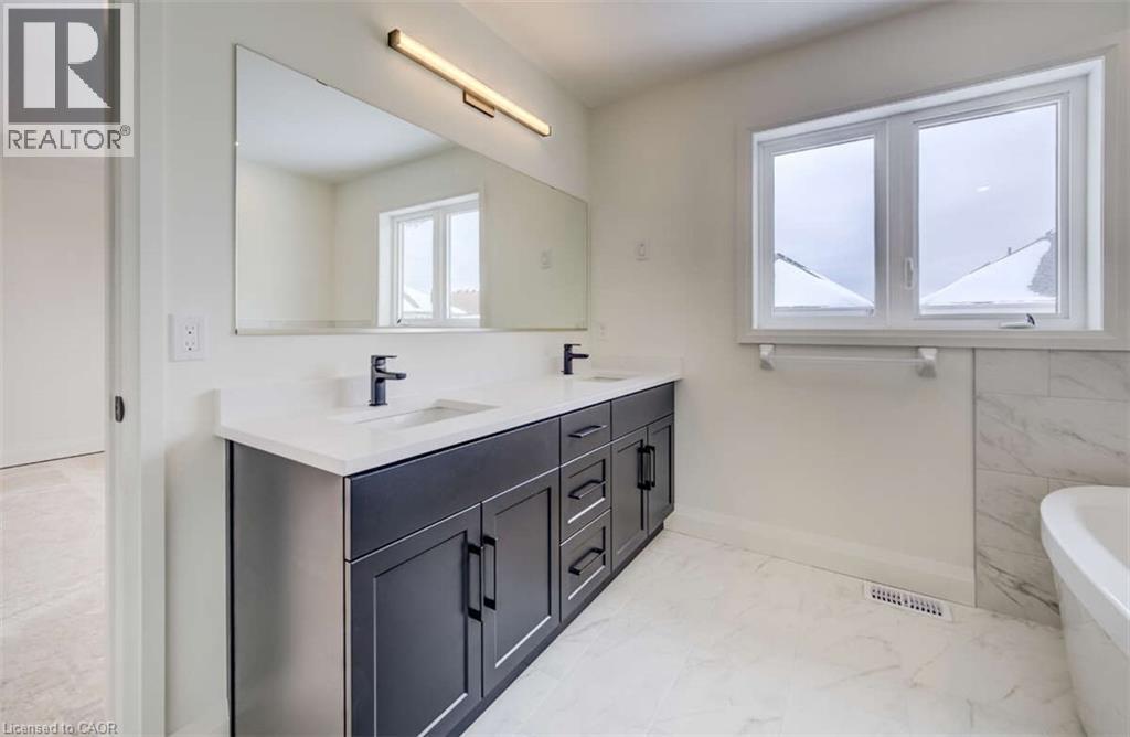 124 Grand Flats Trail, Kitchener, Ontario  N2A 0K7 - Photo 16 - 40809784