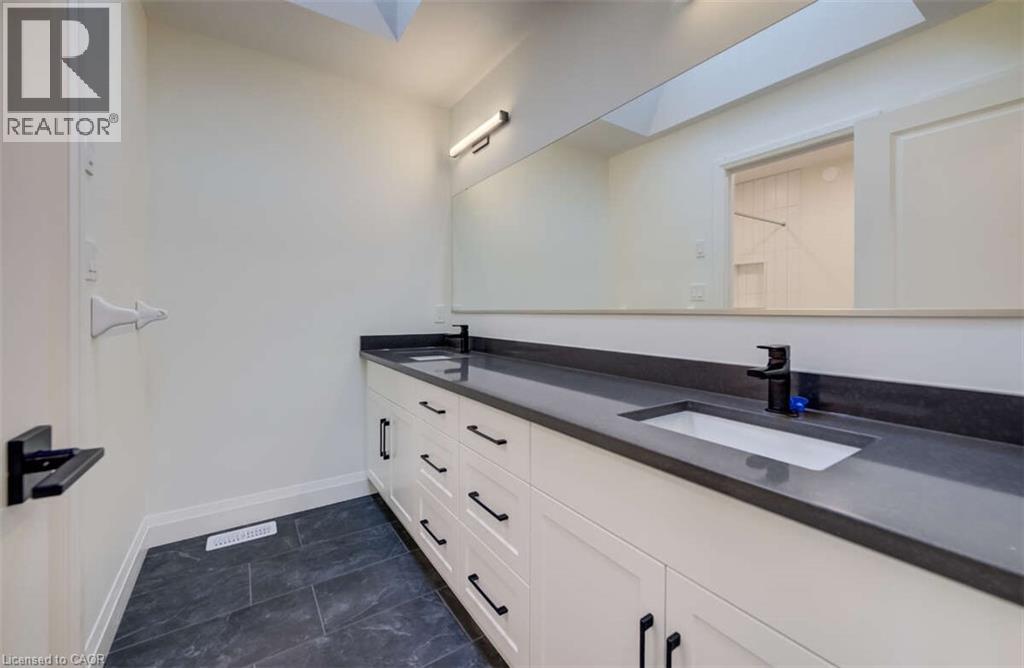 124 Grand Flats Trail, Kitchener, Ontario  N2A 0K7 - Photo 17 - 40809784