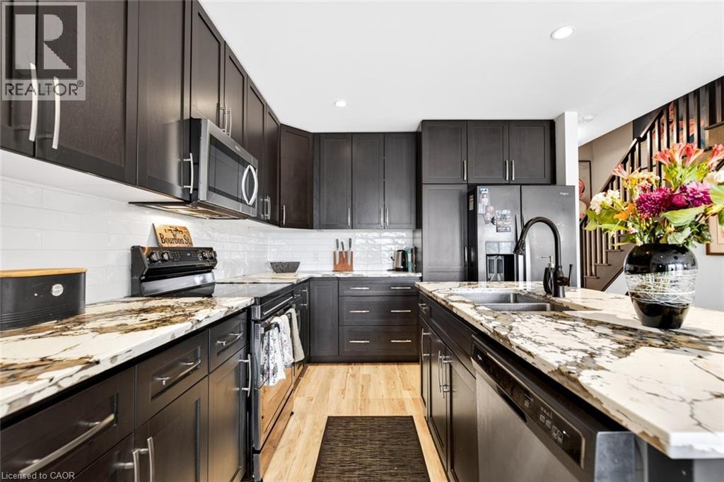 27 Rachel Drive Unit# 12, Stoney Creek, Ontario  L8E 0K6 - Photo 6 - 40809766