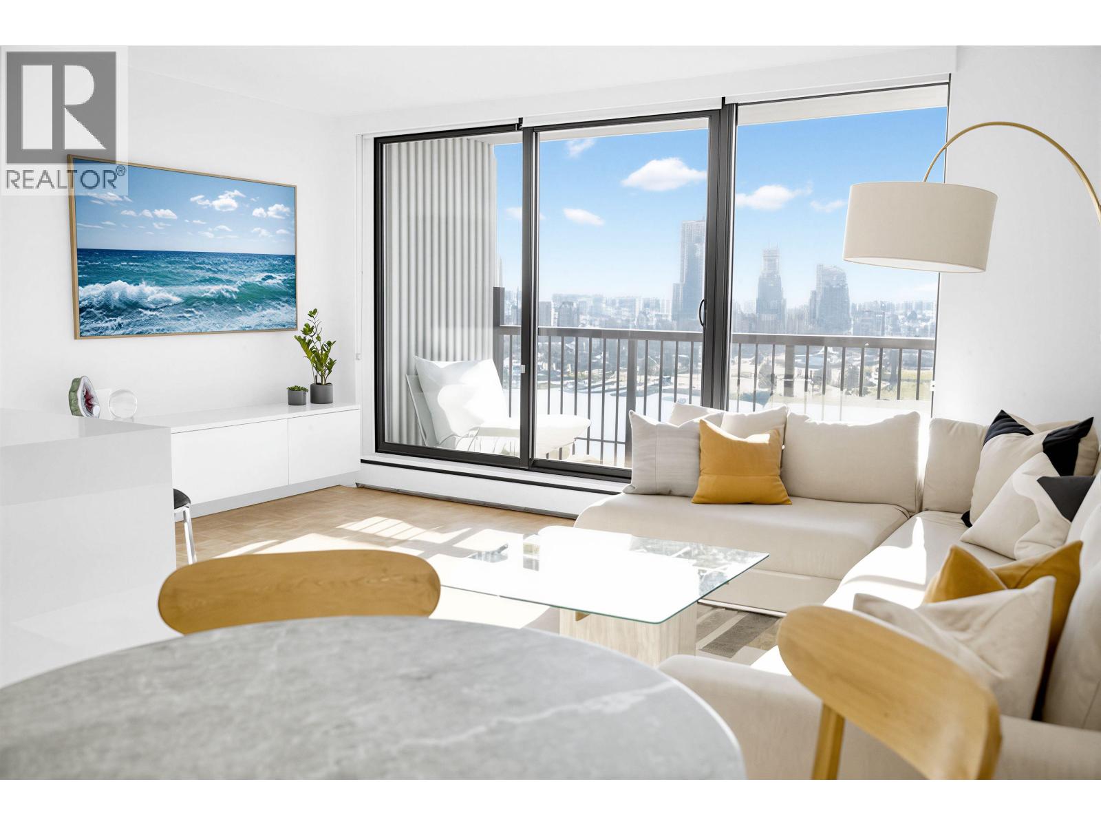 907 1330 HARWOOD STREET, Vancouver, British Columbia