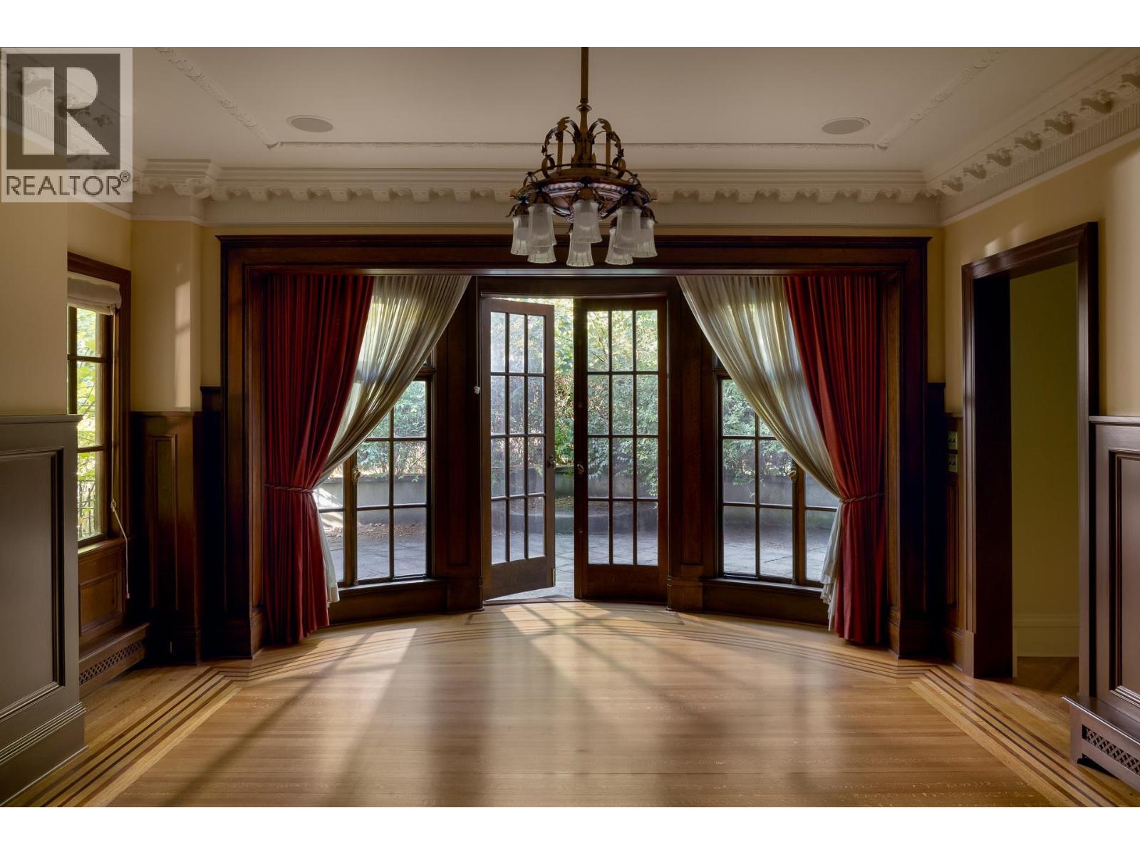 2 3838 CYPRESS STREET, Vancouver, British Columbia