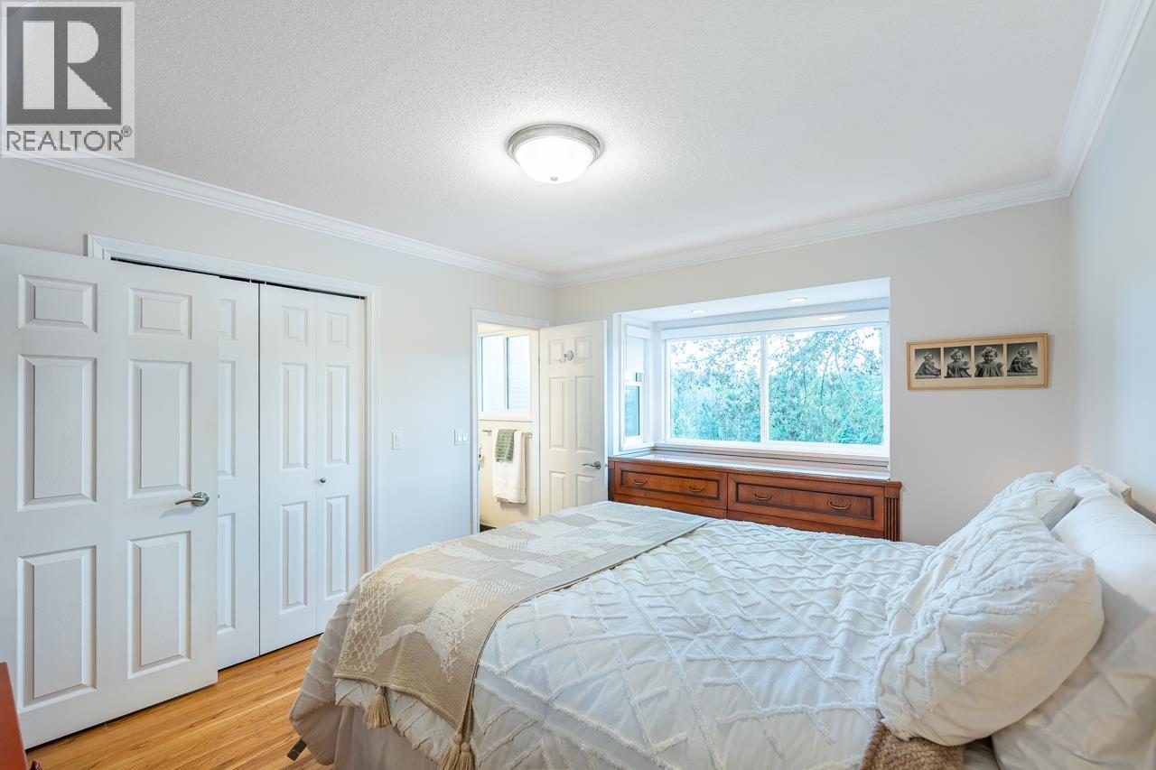 248 Harvard Drive, Port Moody, British Columbia  V3H 1S8 - Photo 13 - R3096396