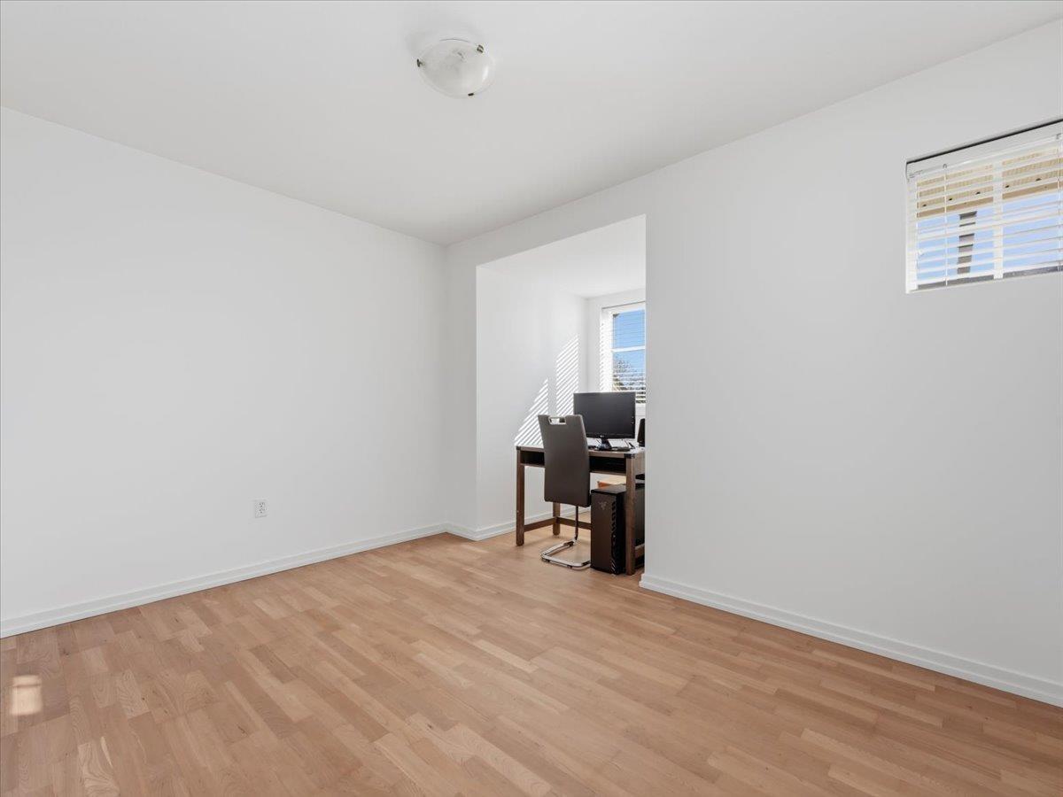 409 15621 Marine Drive, White Rock, British Columbia  V4B 1E1 - Photo 18 - R3096316