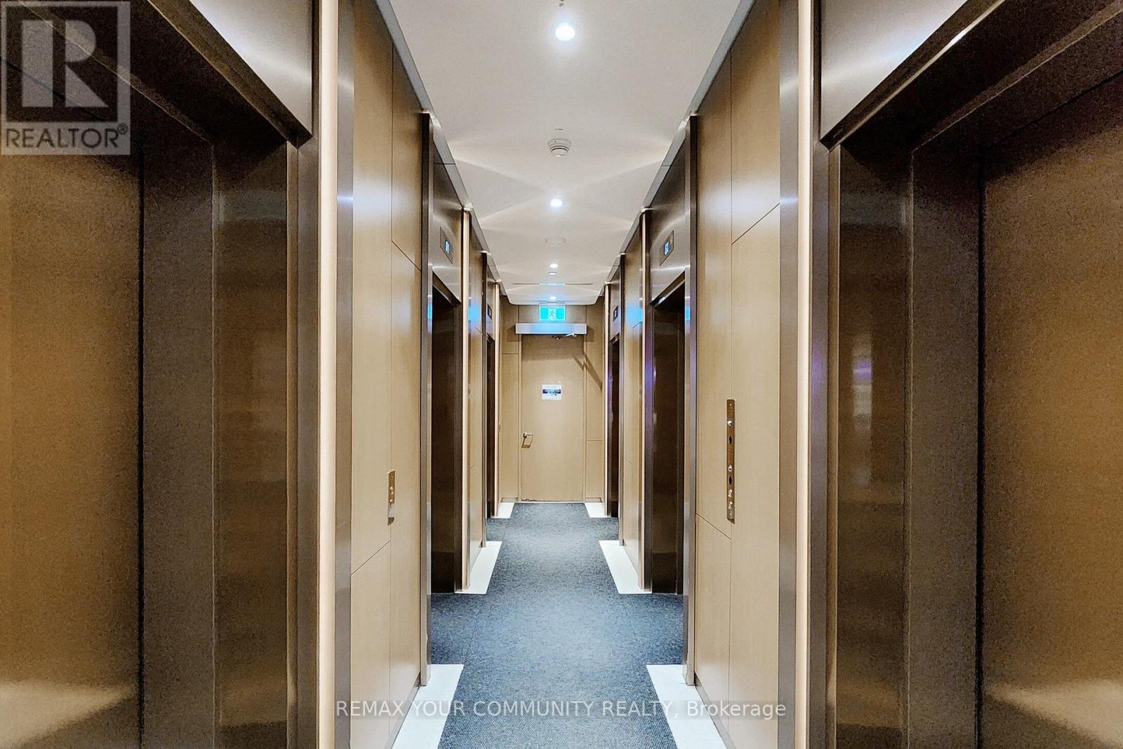 2604 - 11 Wellesley Street W, Toronto, Ontario  M4Y 1E8 - Photo 12 - C12846870