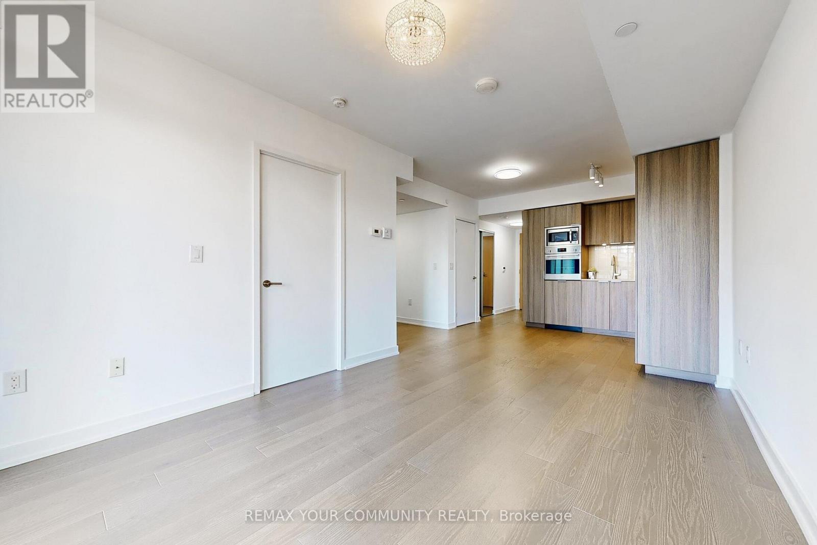 2604 - 11 Wellesley Street W, Toronto, Ontario  M4Y 1E8 - Photo 16 - C12846870