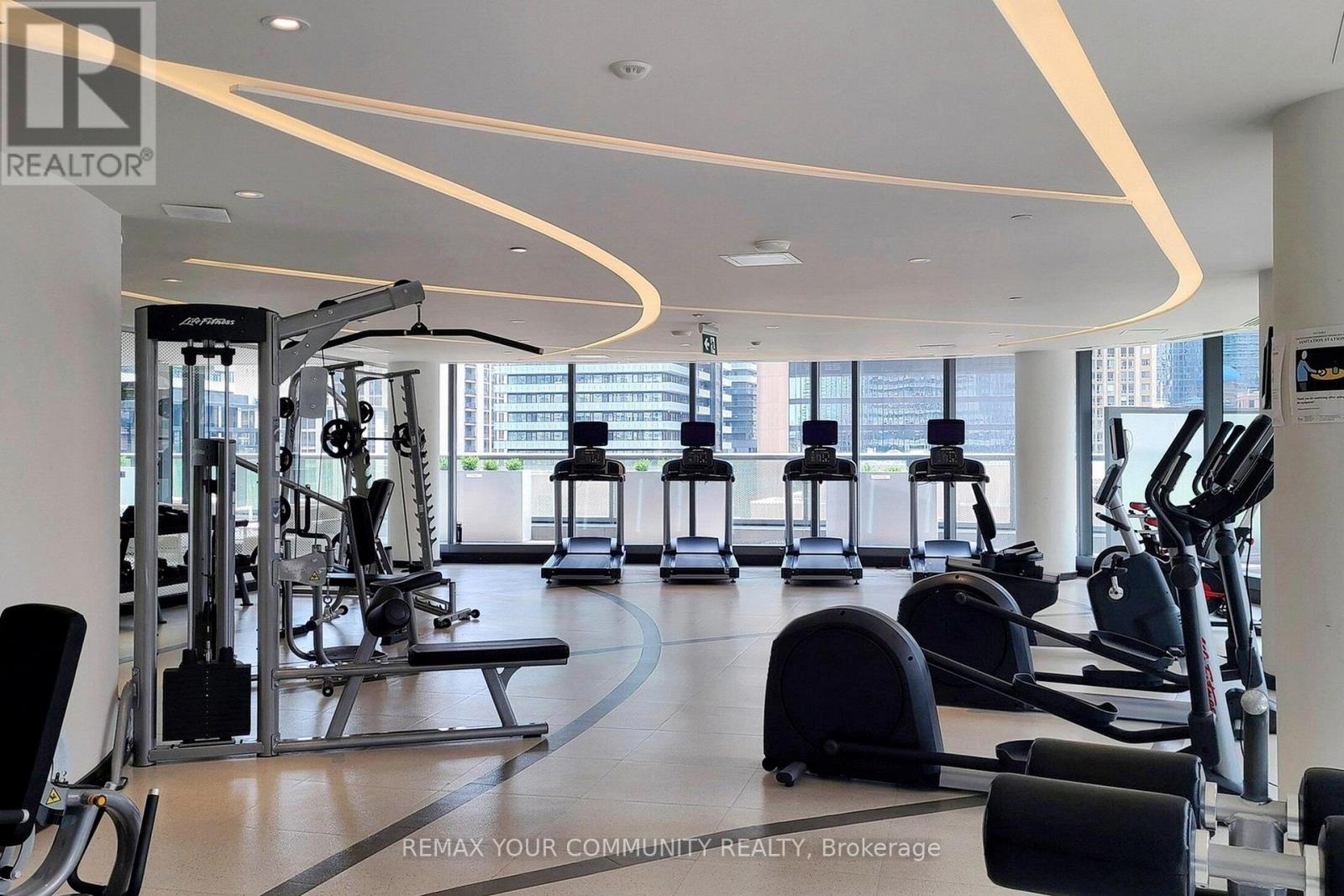 2604 - 11 Wellesley Street W, Toronto, Ontario  M4Y 1E8 - Photo 40 - C12846870